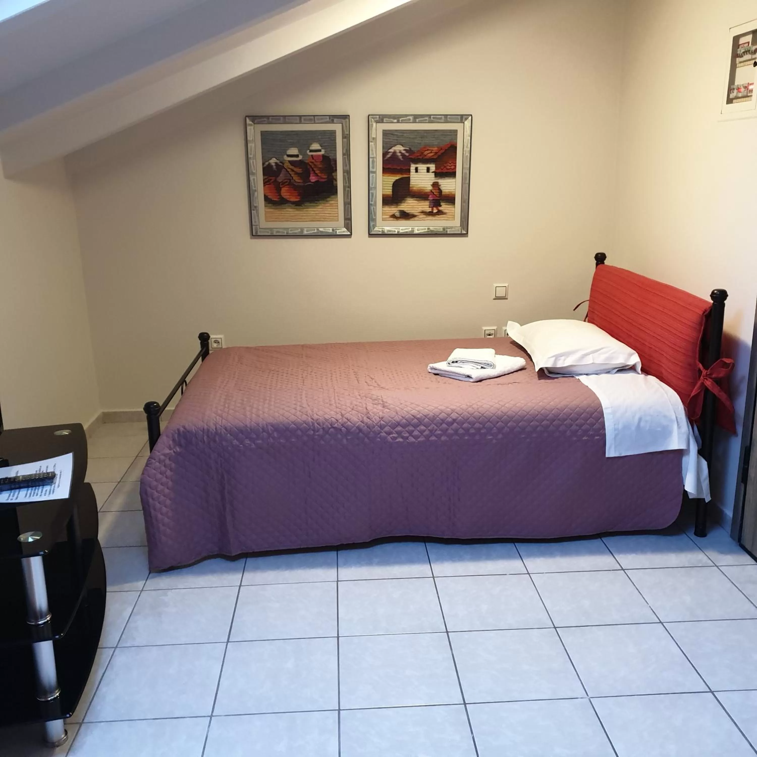 Bed in Alexia's Apartments