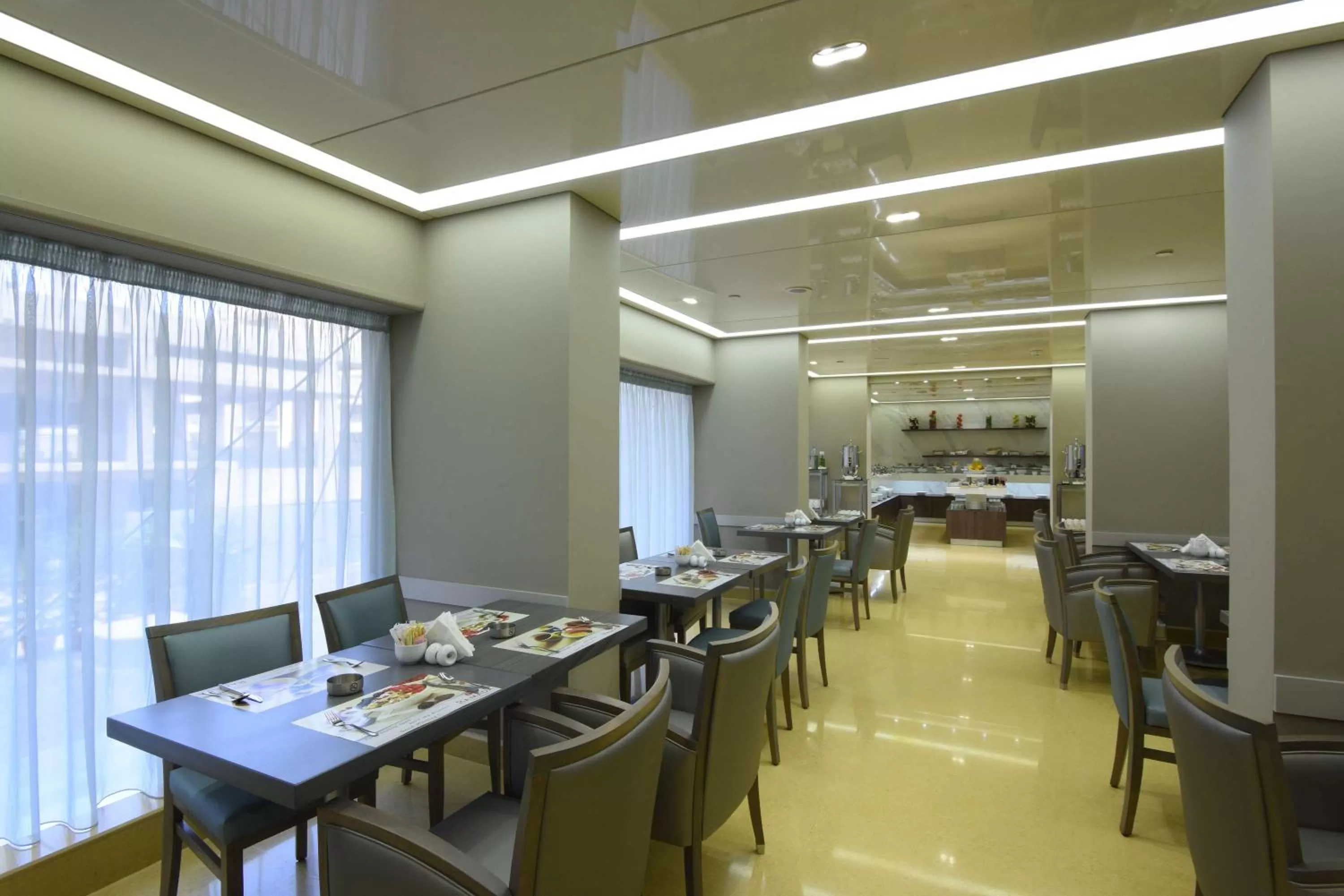 Restaurant/places to eat in Ramada by Wyndham Downtown Beirut