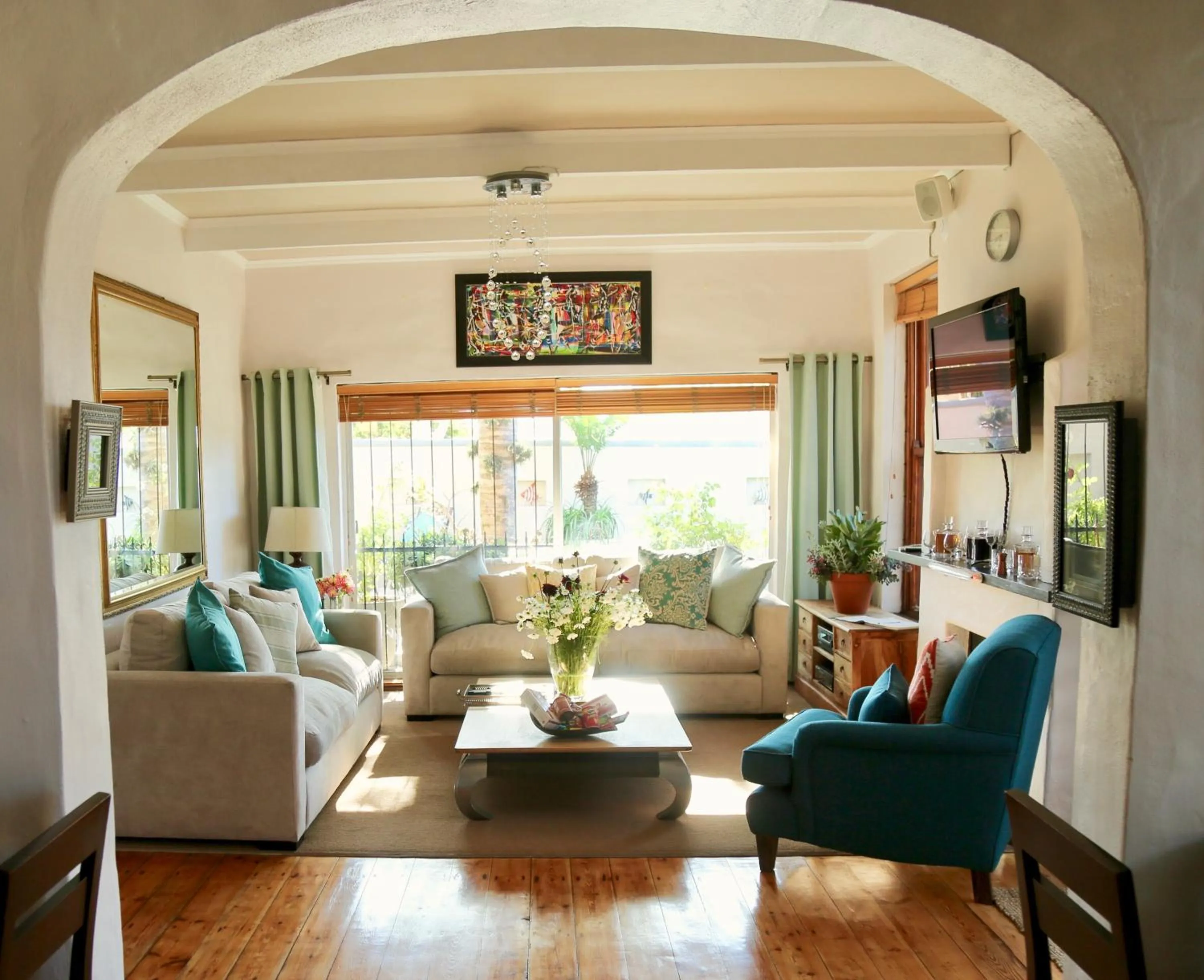 Communal lounge/ TV room in Point B Guest House -Sustainable Solar Energy