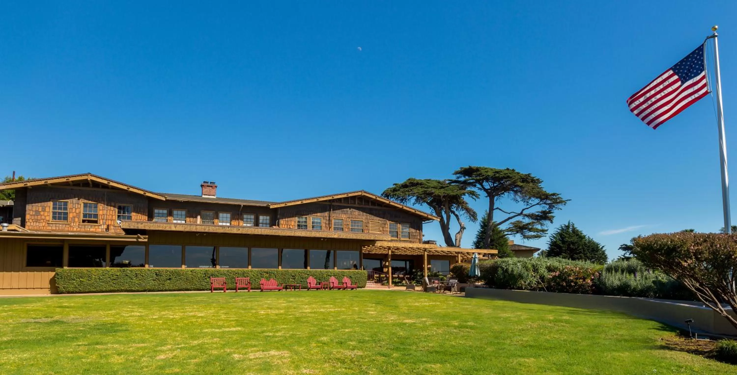 Property building in The Pierpont Inn