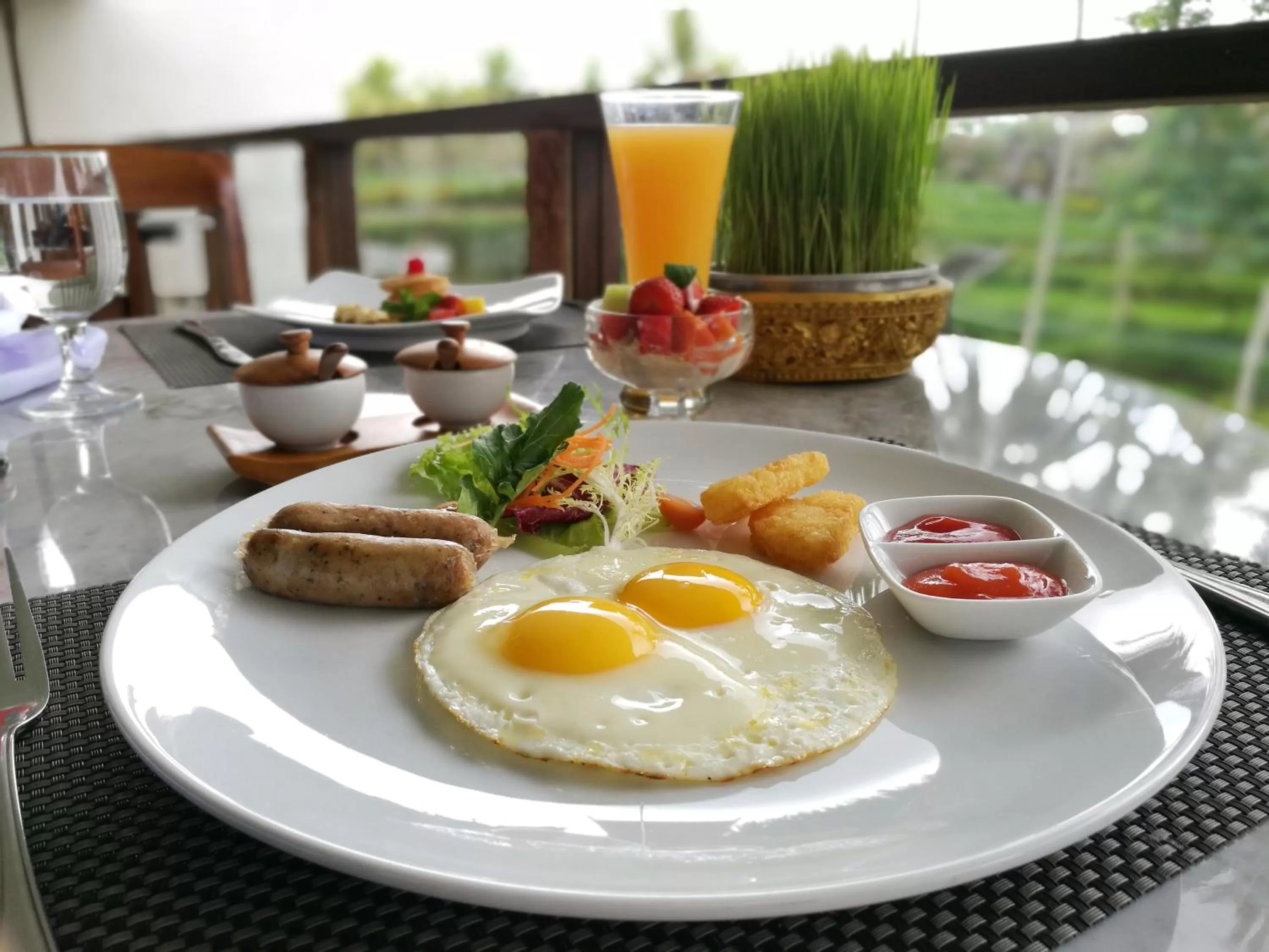 Buffet breakfast in Kamandalu Ubud