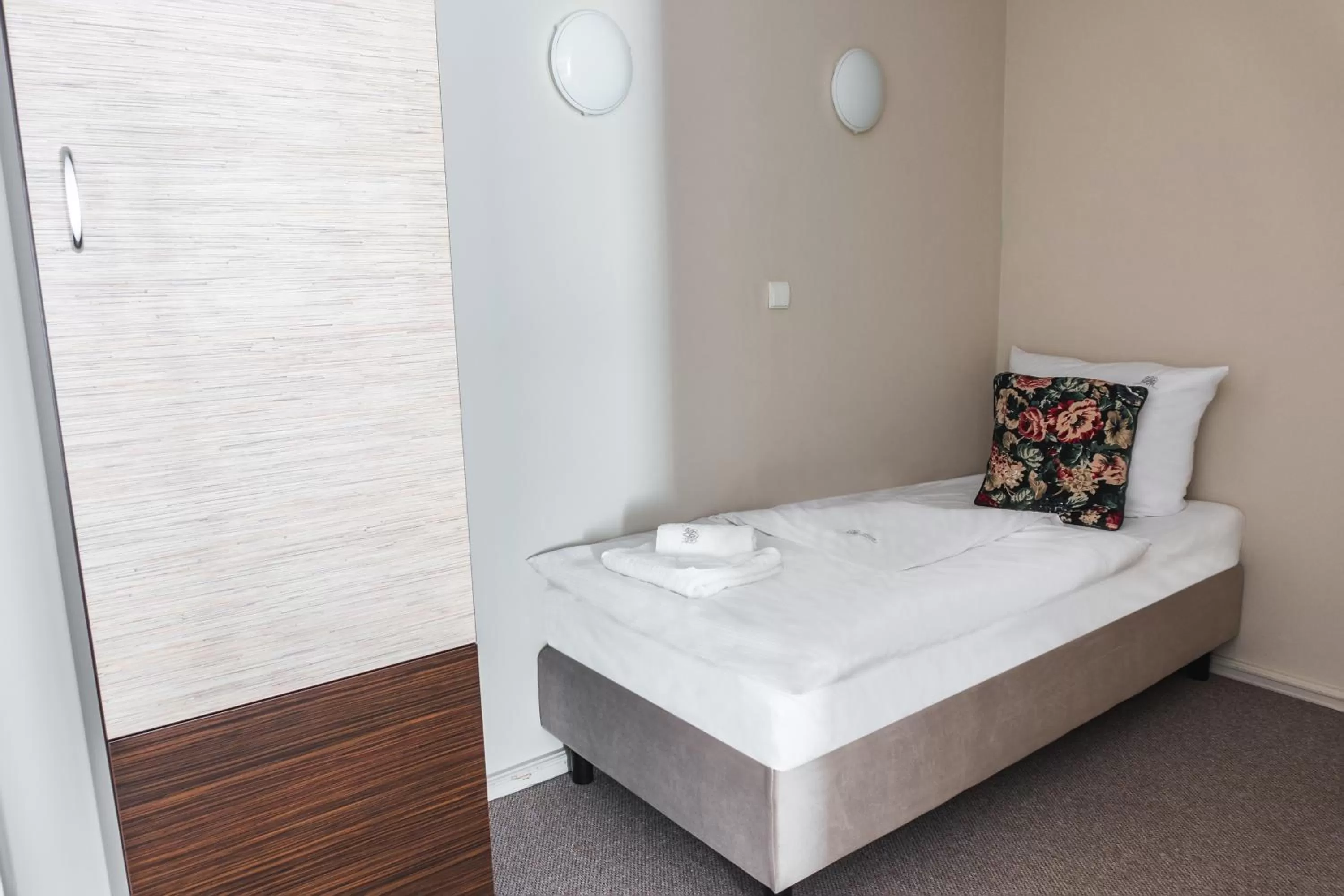 Photo of the whole room, Bed in Perła Świeradowa