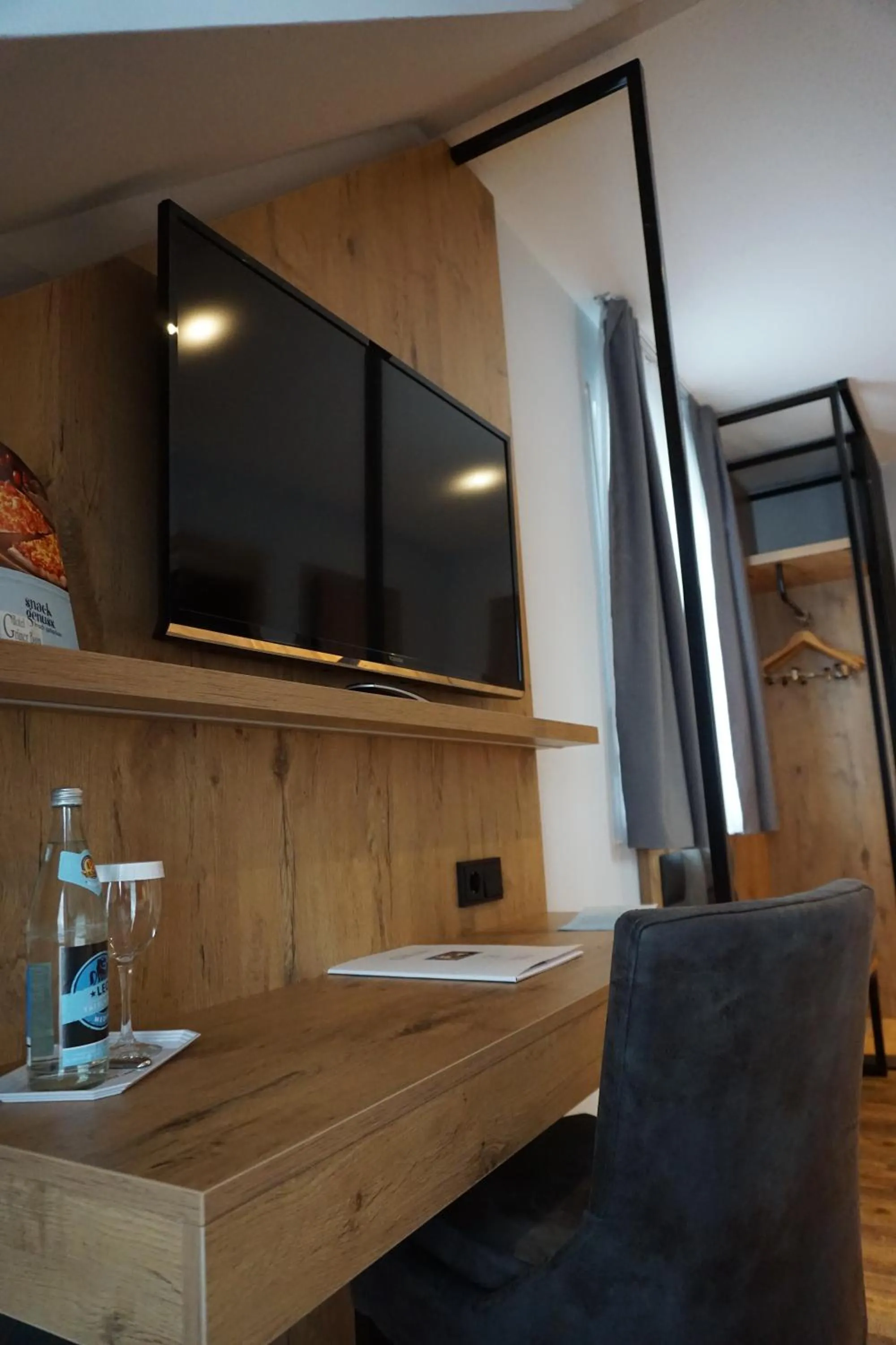 TV and multimedia in Hotel Grüner Baum