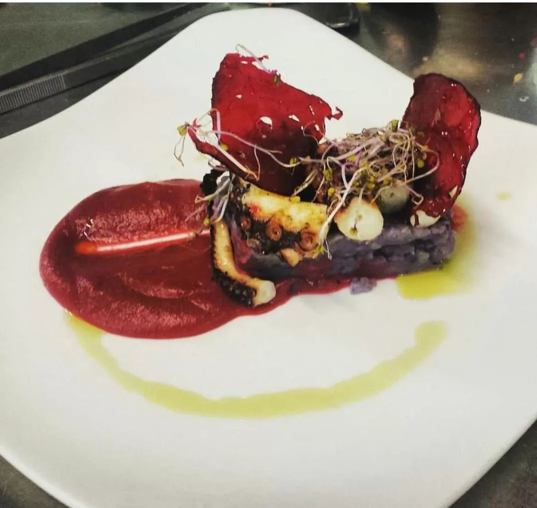 Restaurant/places to eat, Food in Castello Di Pavone