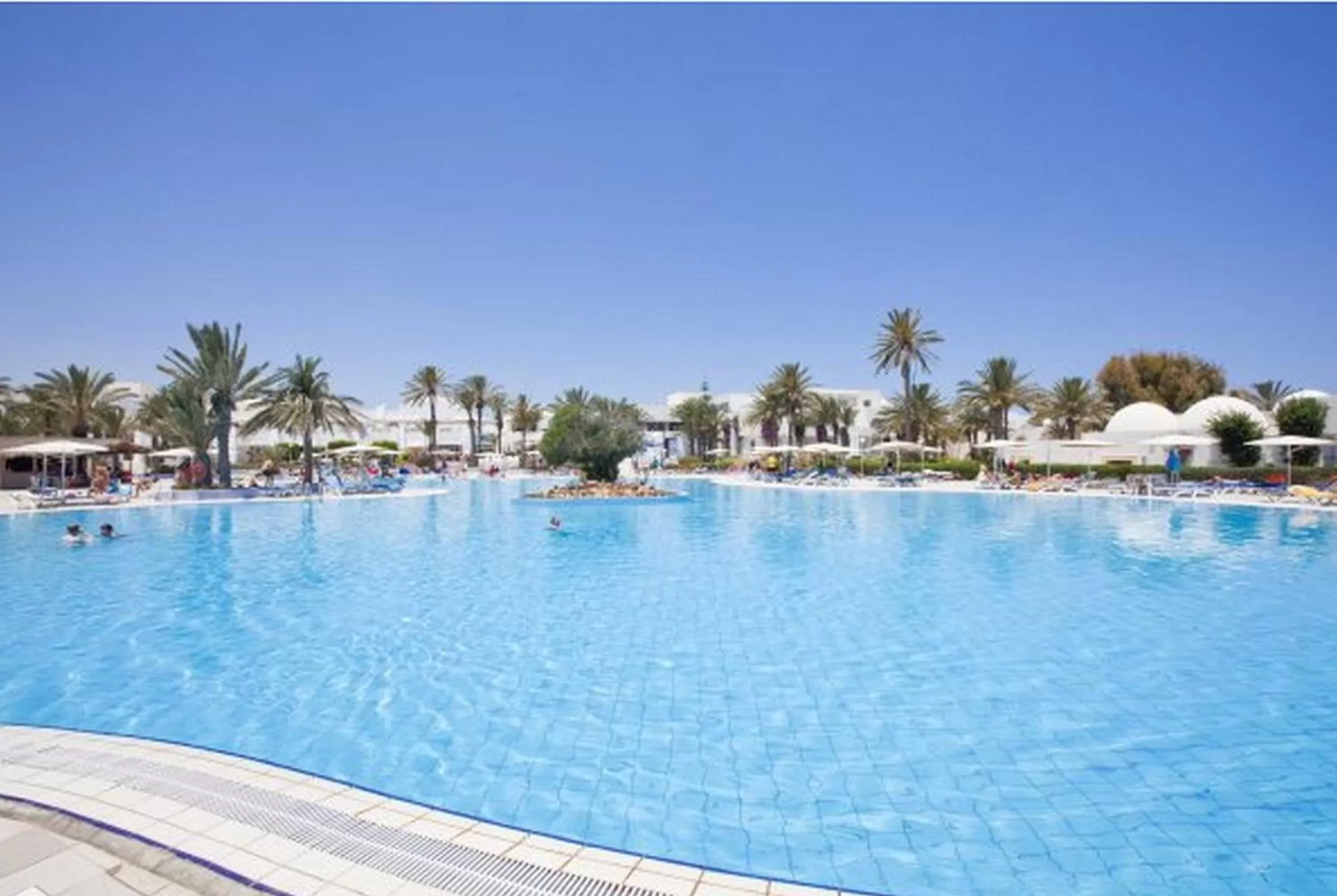 Swimming pool in El Mouradi Djerba Menzel