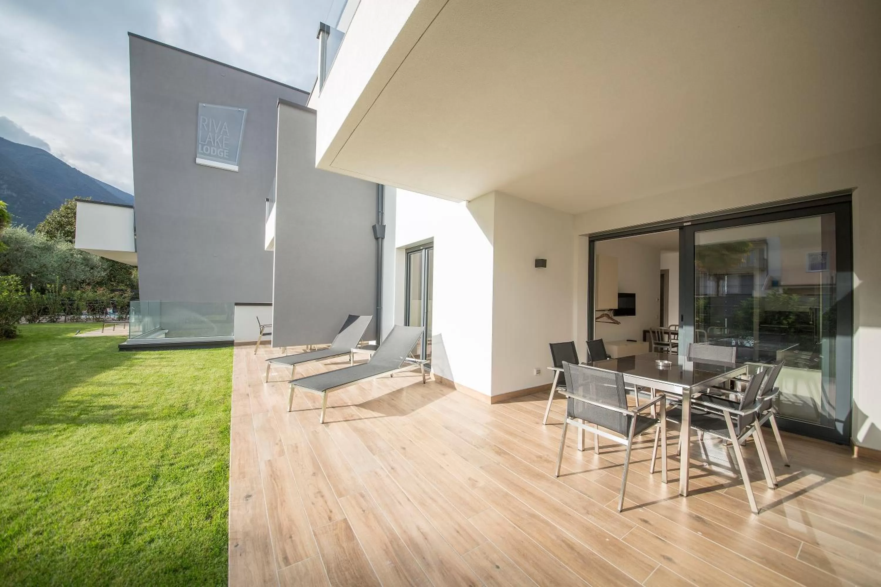 Balcony/Terrace in Riva Lake Lodge