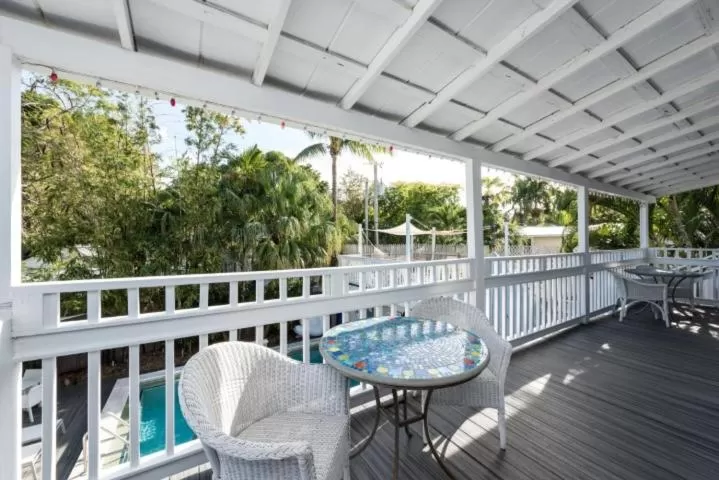 Property building, Balcony/Terrace in Alexander's Gay Lesbian Guesthouse (Adult Only 21+)