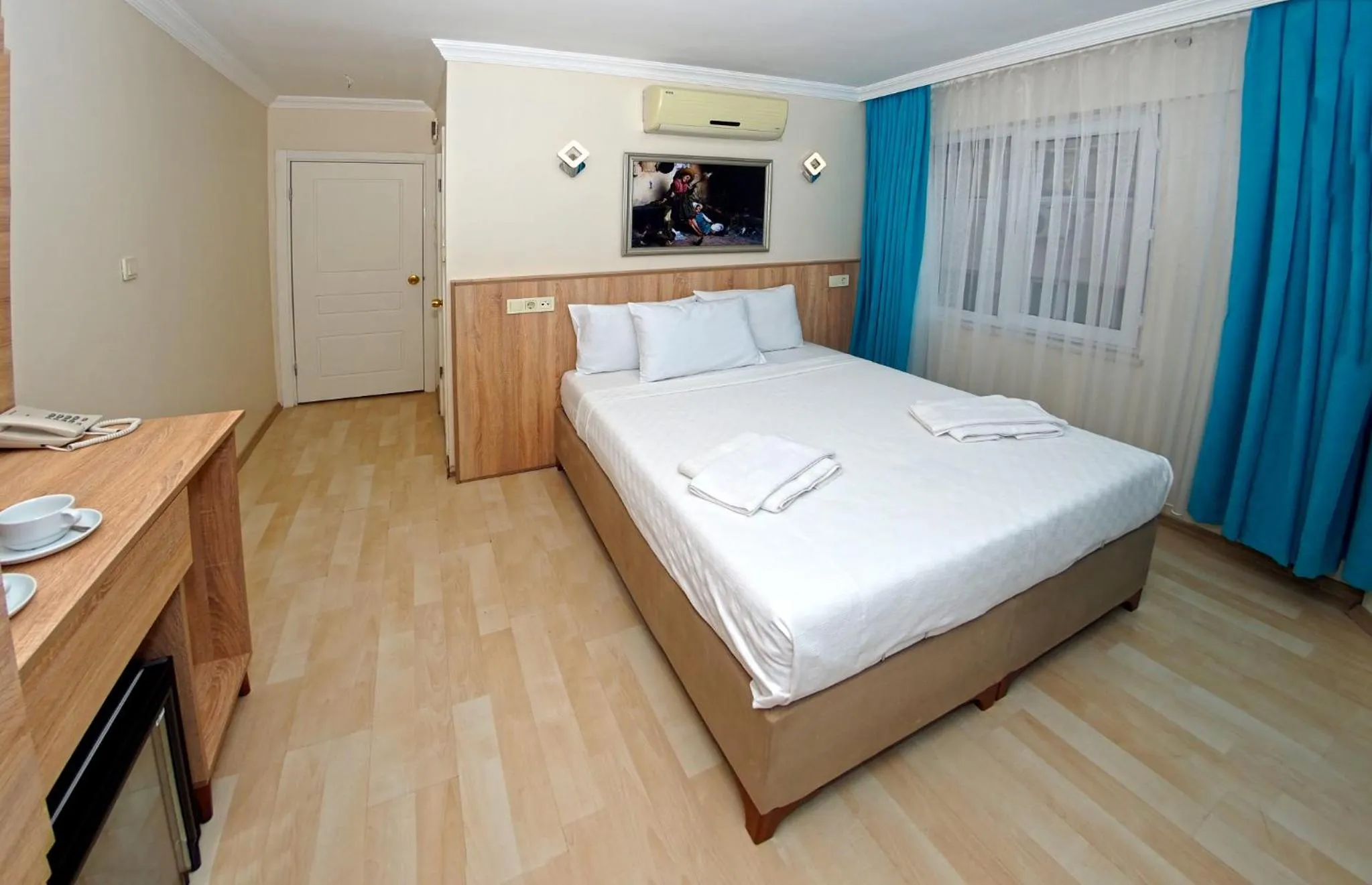 Bed in Le Safran Palace Hotel