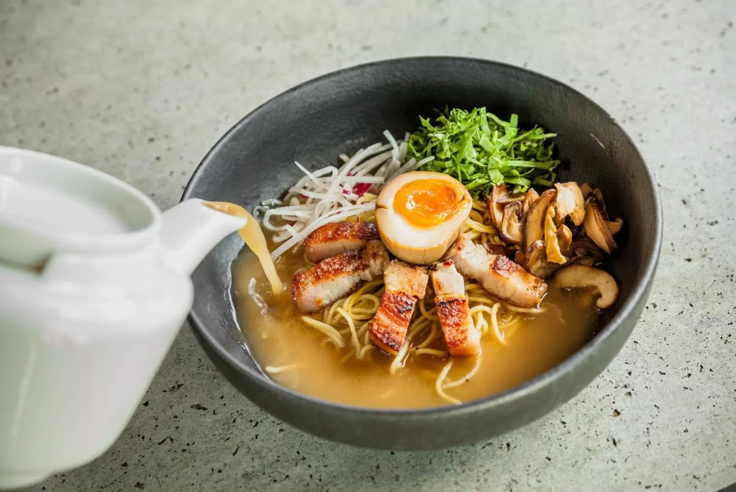 Restaurant/places to eat in Felix Suiten am Zwinger