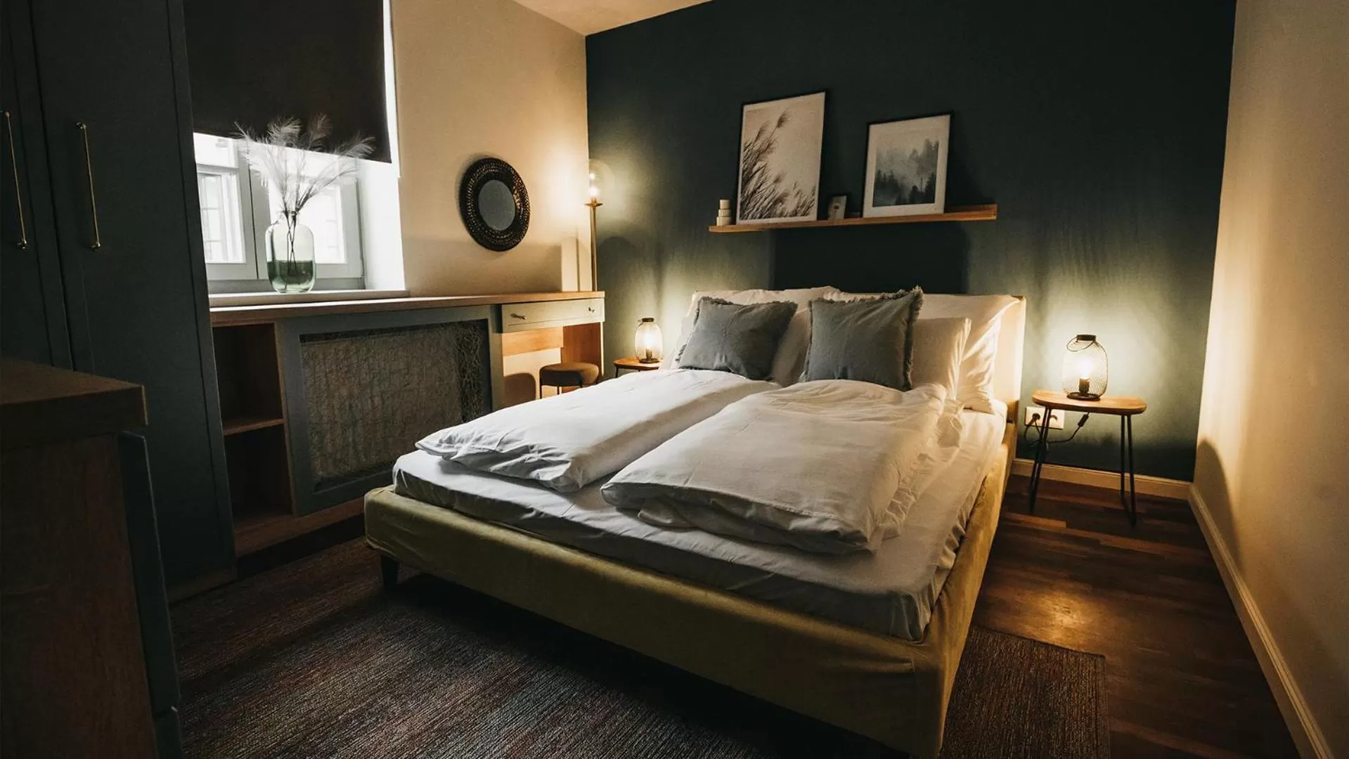 Bed in Room42 - Suites & Apartments