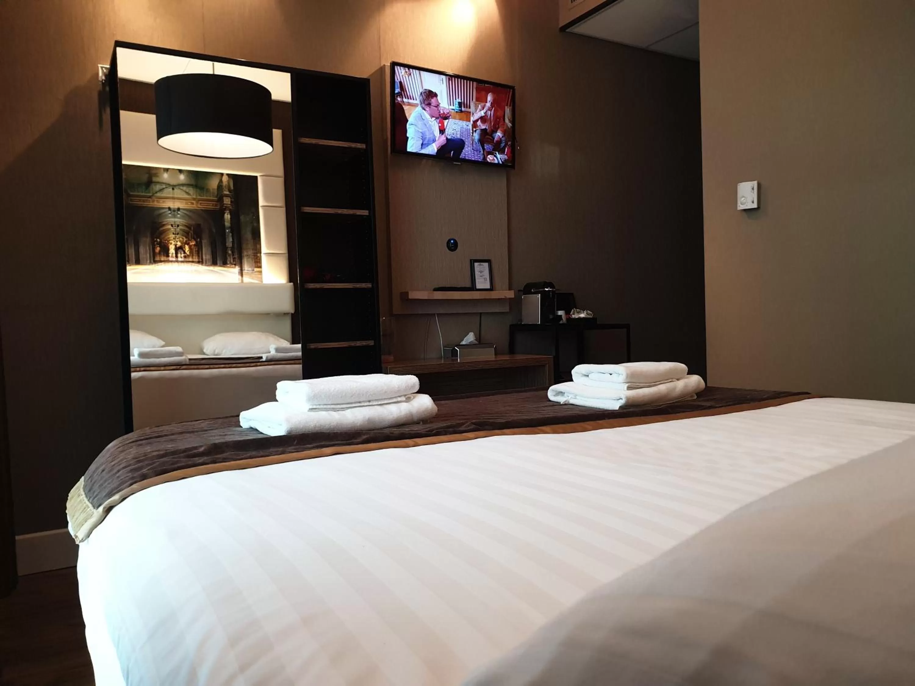 Bed in Hotel Mosaic City Centre