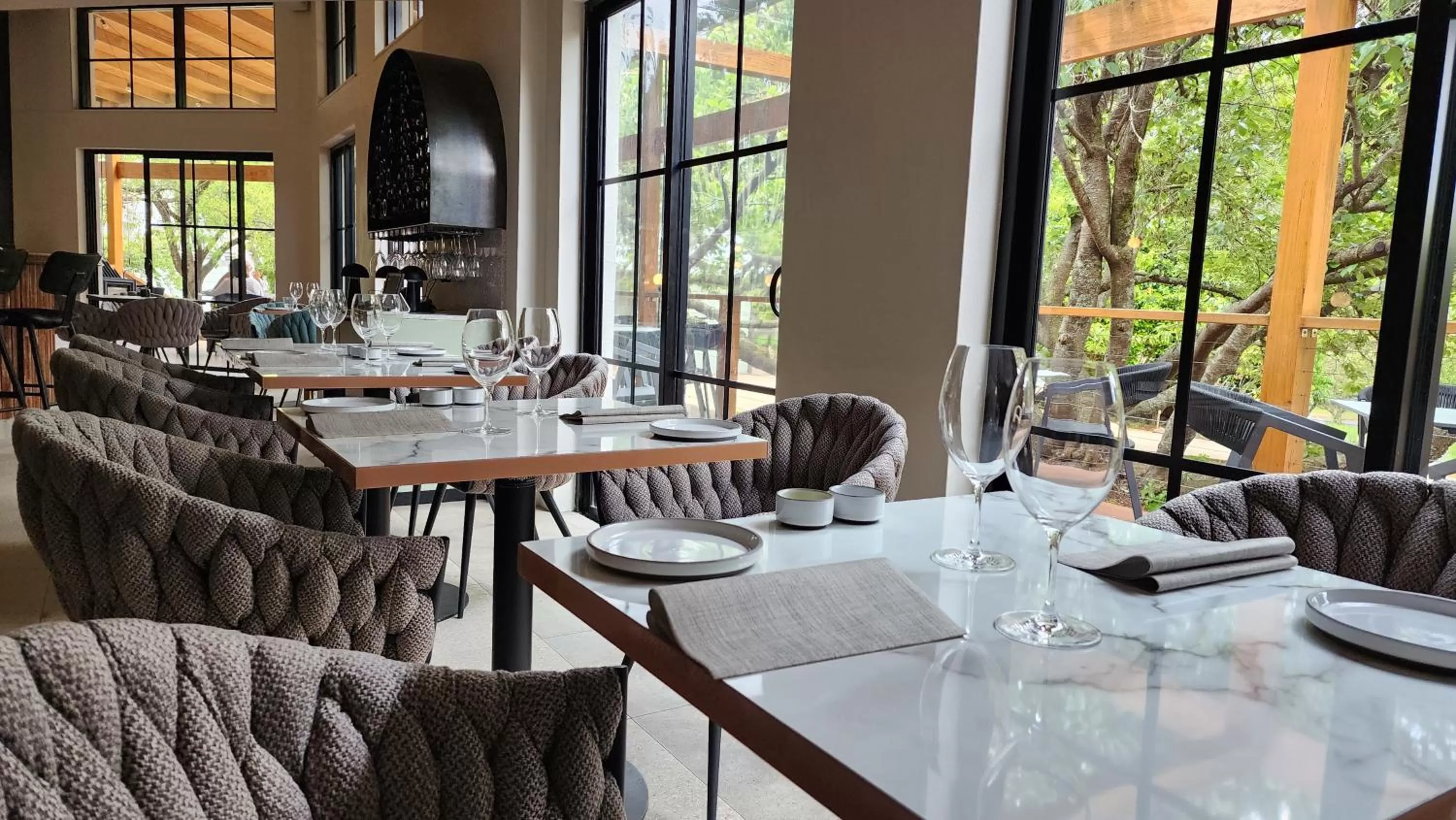 Restaurant/places to eat in Kyah