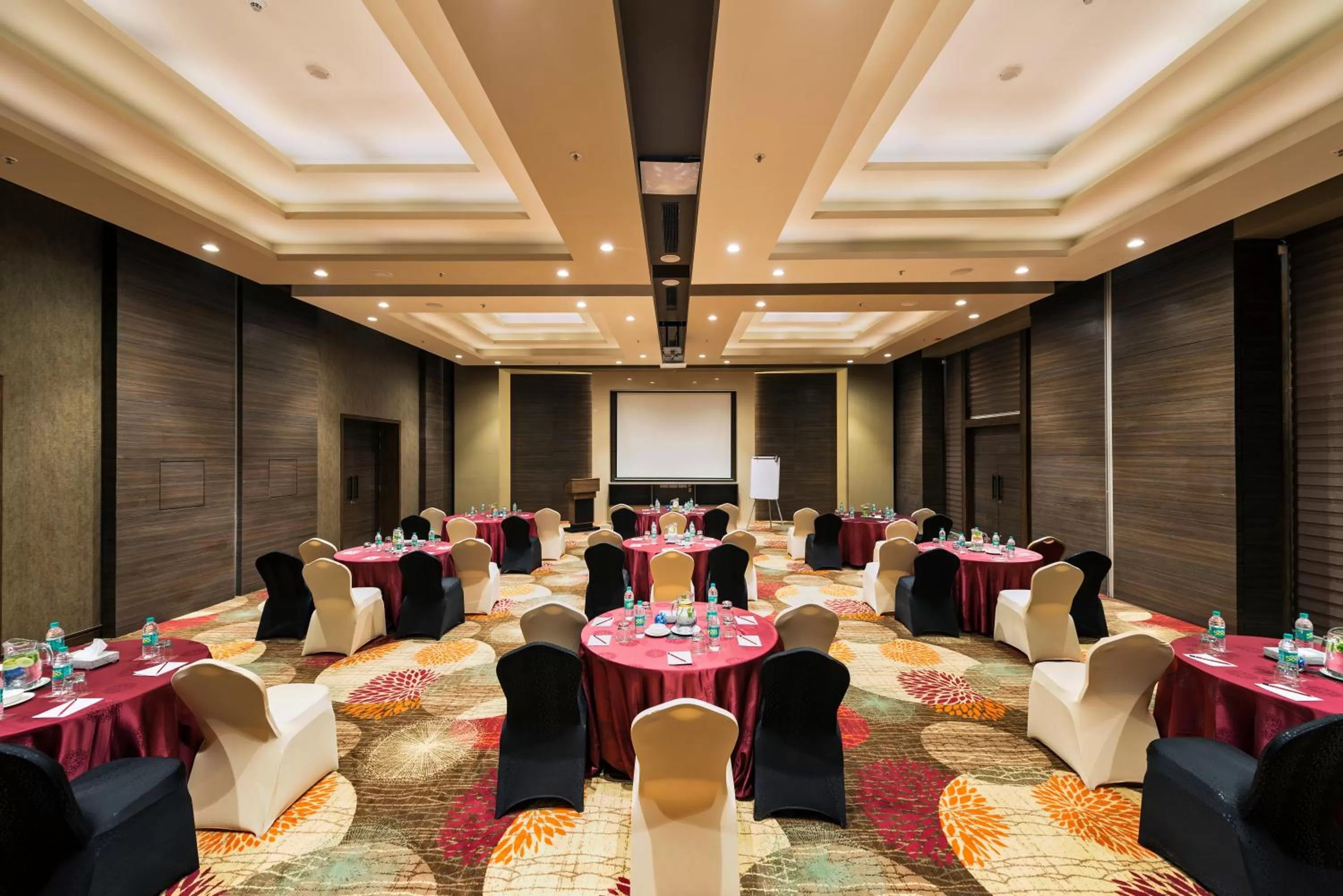 Banquet/Function facilities, Banquet Facilities in Jakson Inns