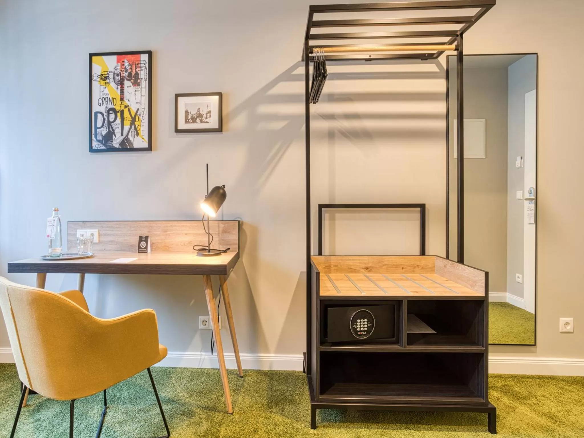 Photo of the whole room in NYCE Hotel Ingolstadt