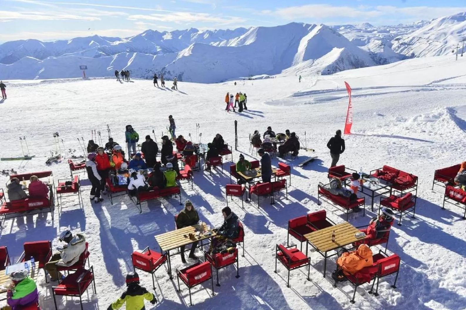 New Gudauri Loft 2 - Mountain Harmony, Quiet & Cosy Place Next to Main Lift