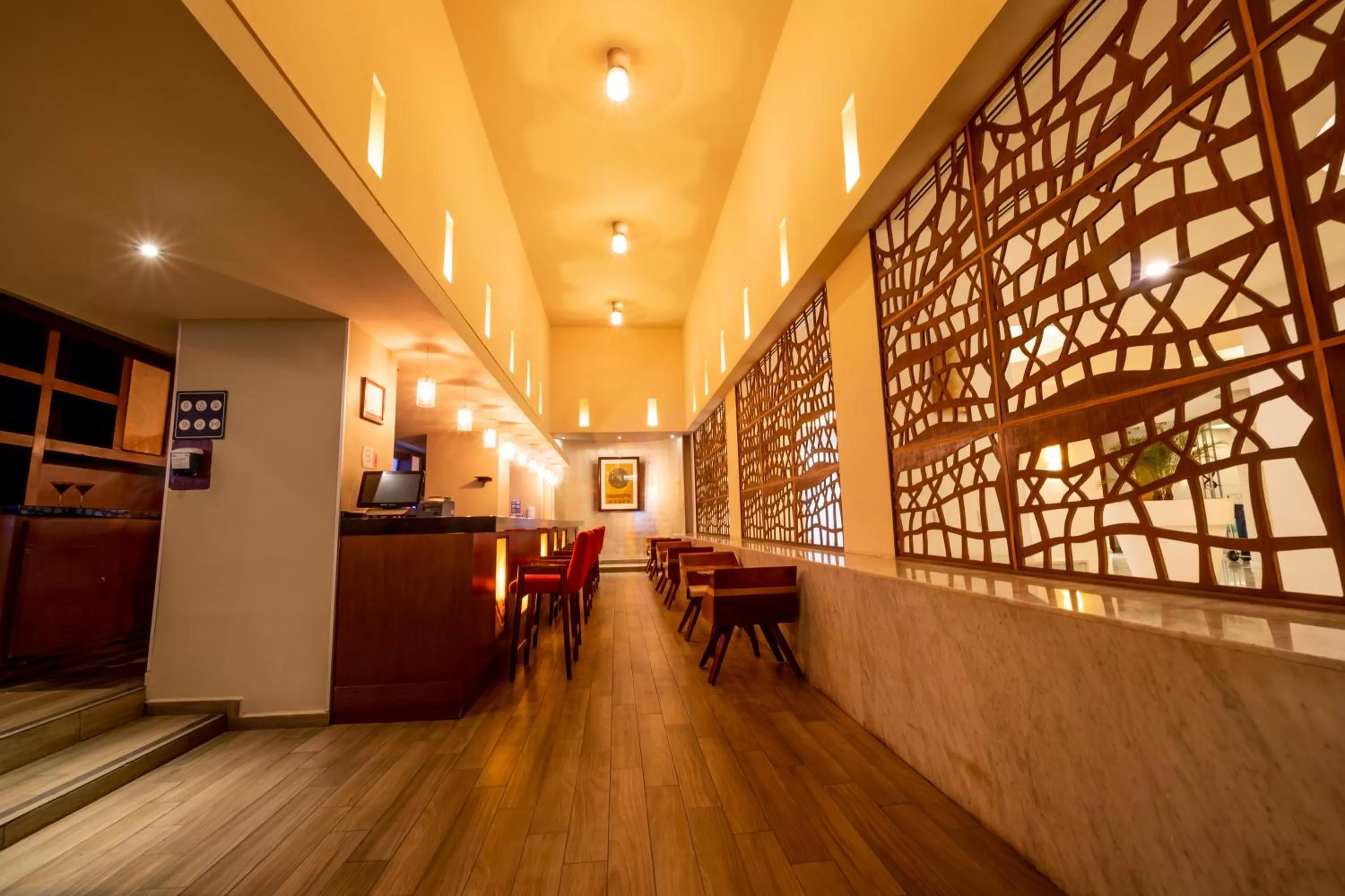 Lounge or bar in Emporio Acapulco