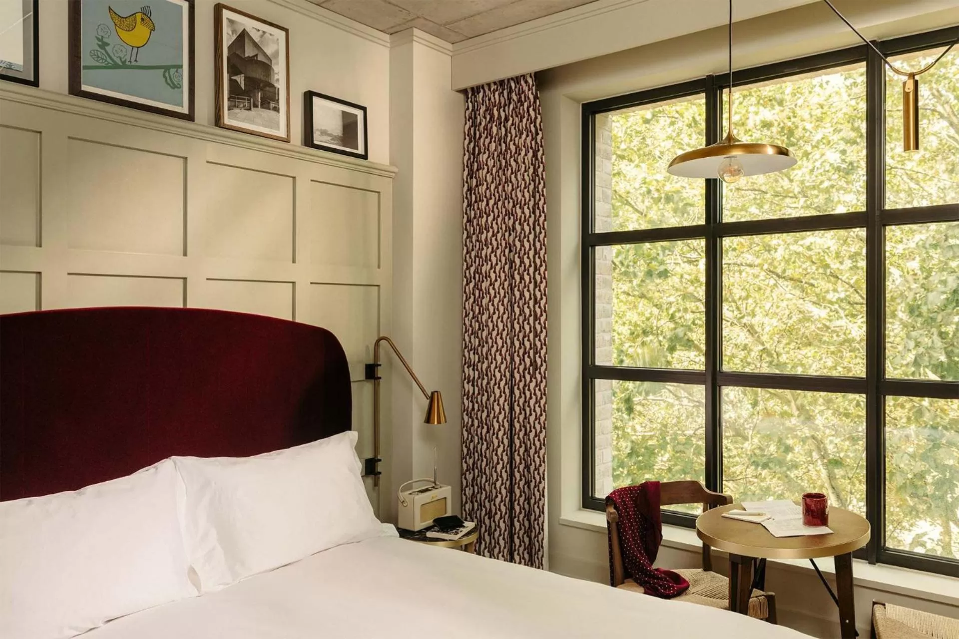 Bedroom, Bed in The Hoxton, Southwark