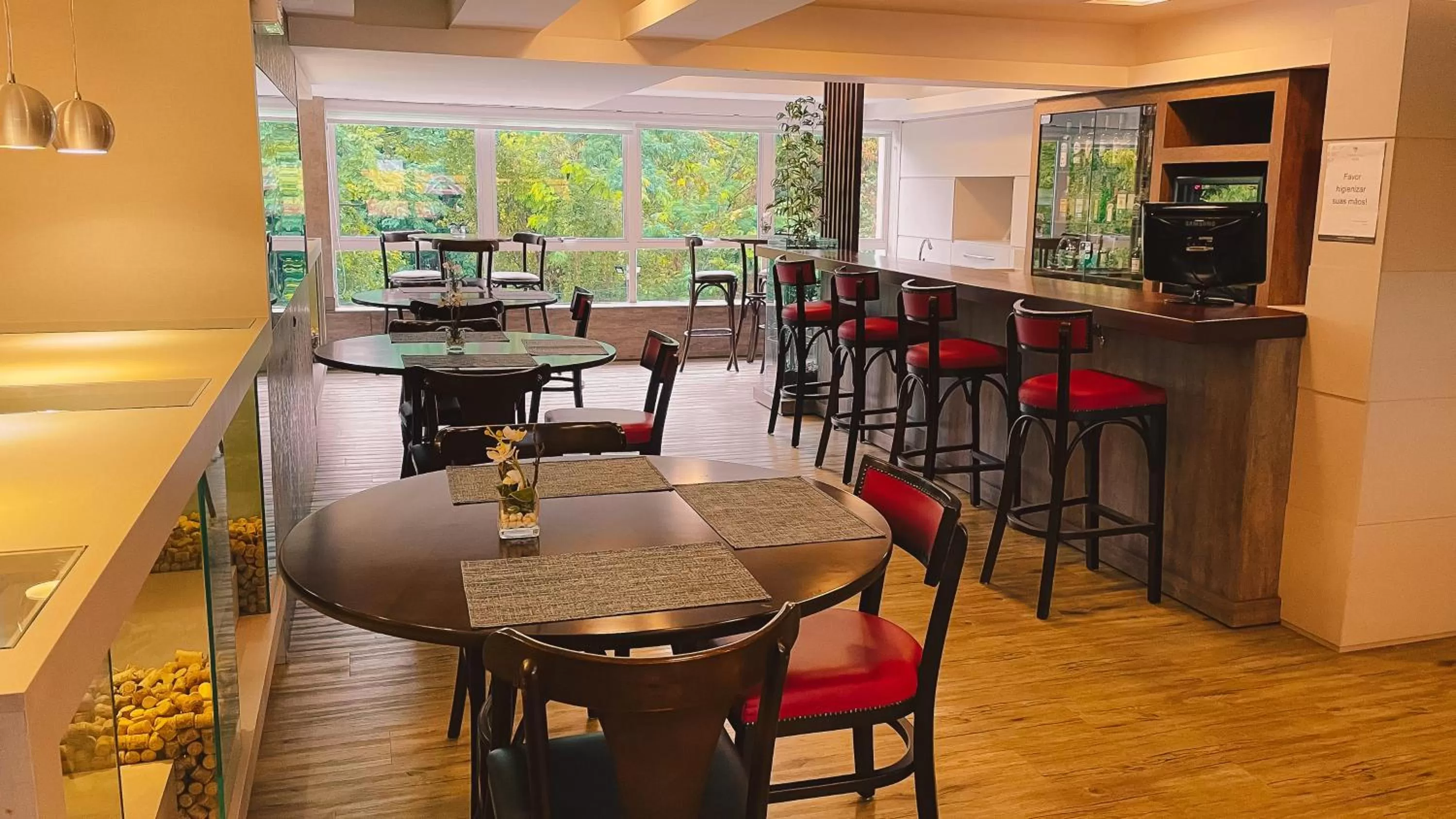 Restaurant/places to eat in Verde Vale Hotel