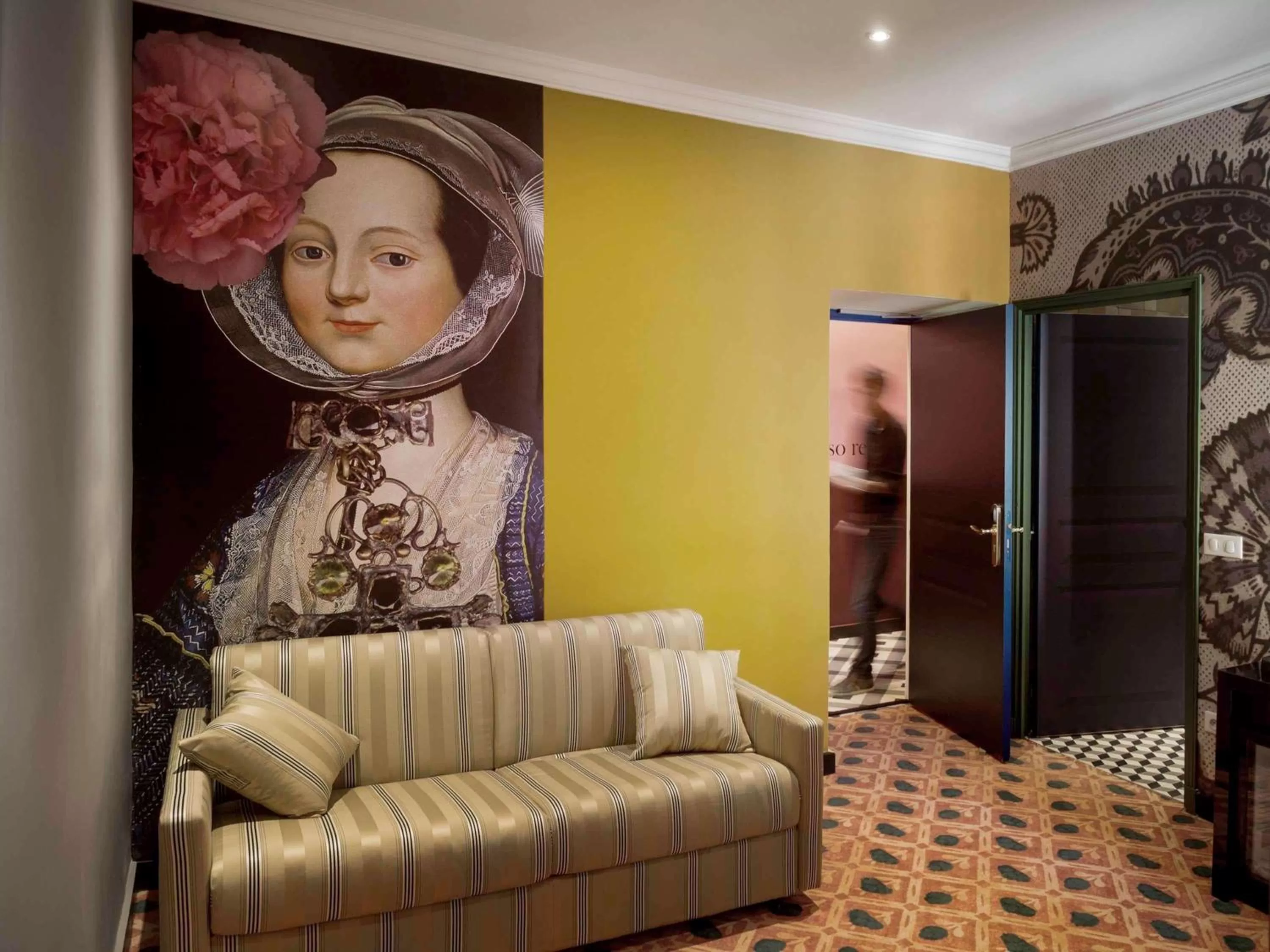 Photo of the whole room in Hôtel & Spa Jules César Arles - MGallery Hotel Collection