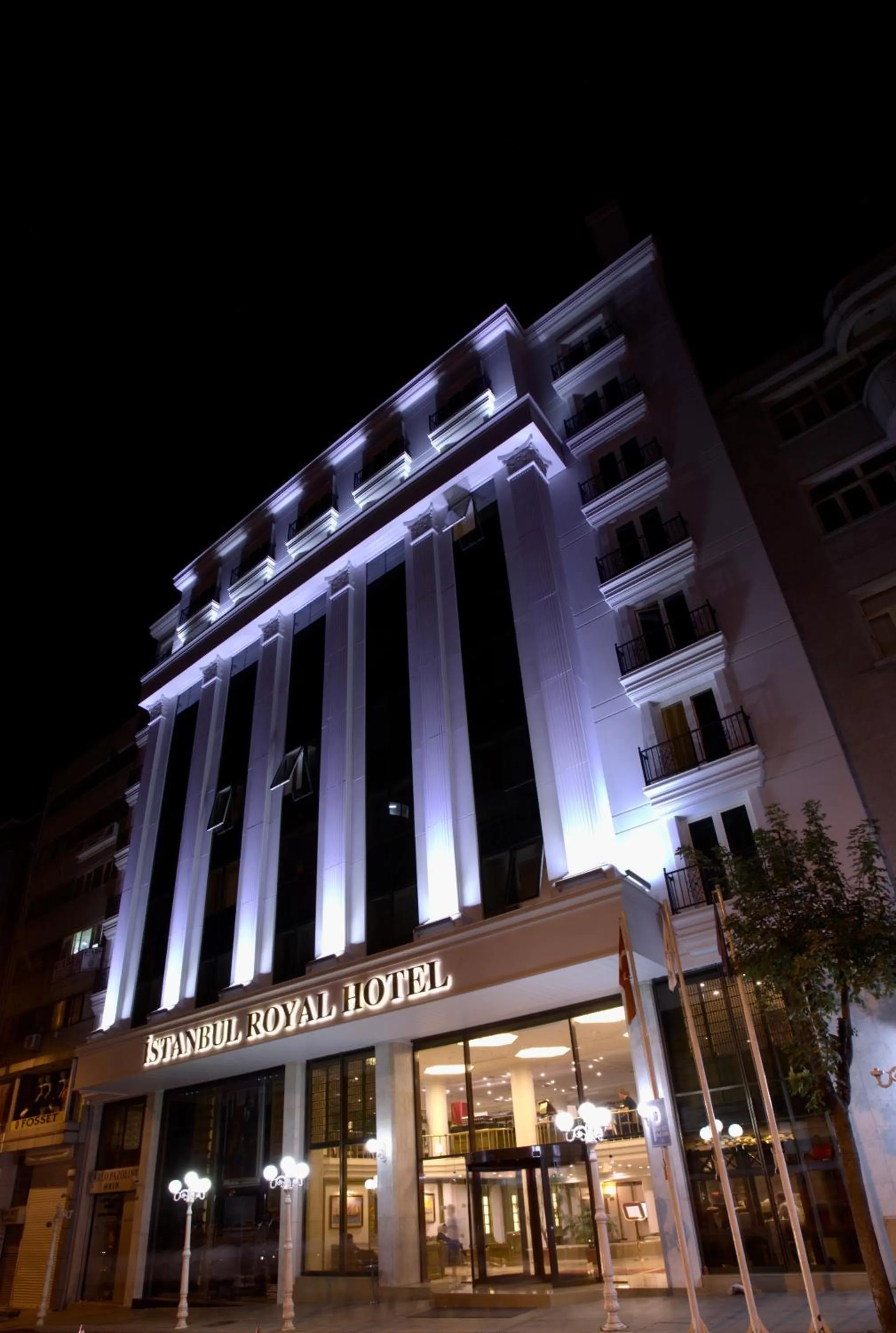 Property building in Istanbul Royal Hotel