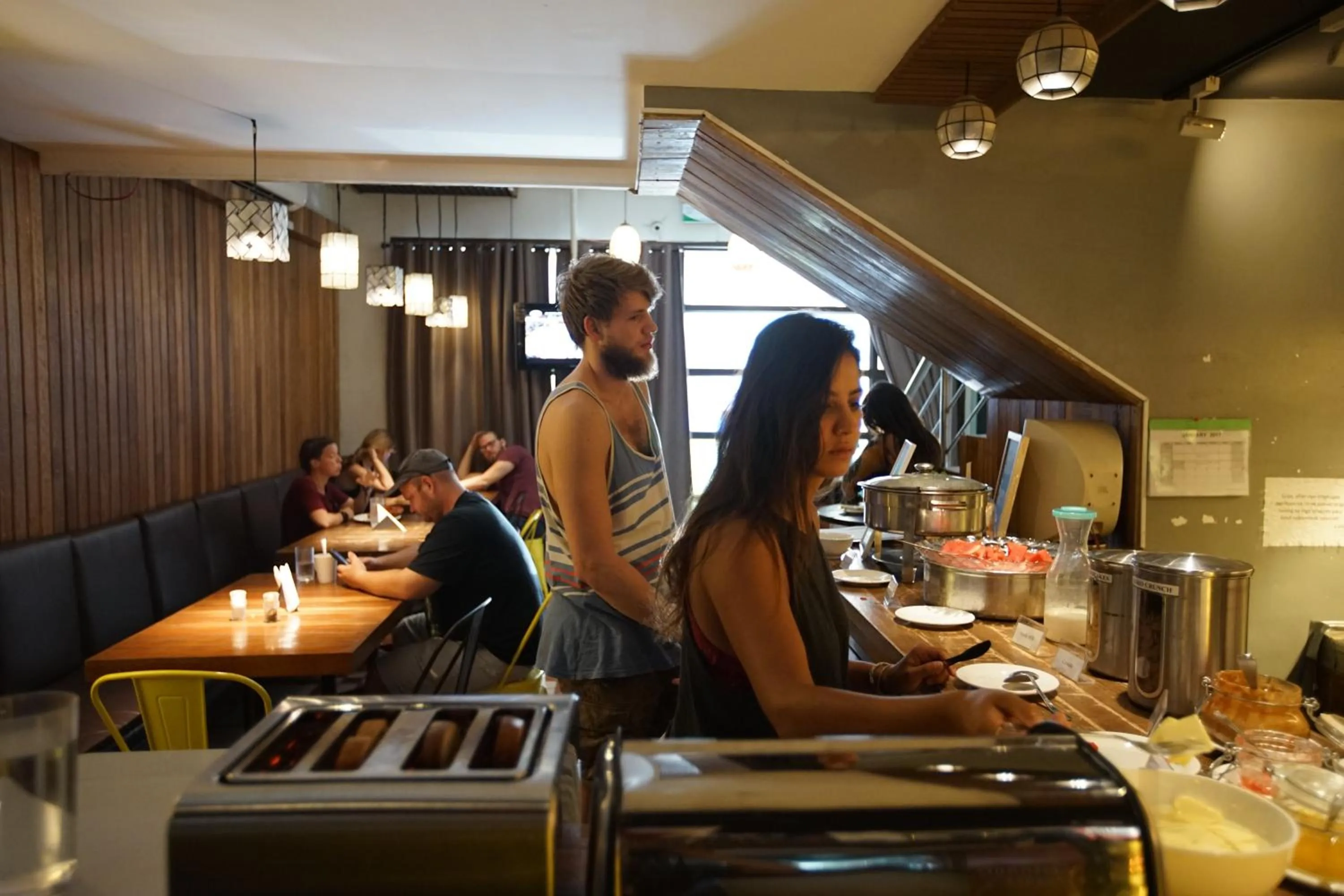 Restaurant/places to eat in Z Hostel