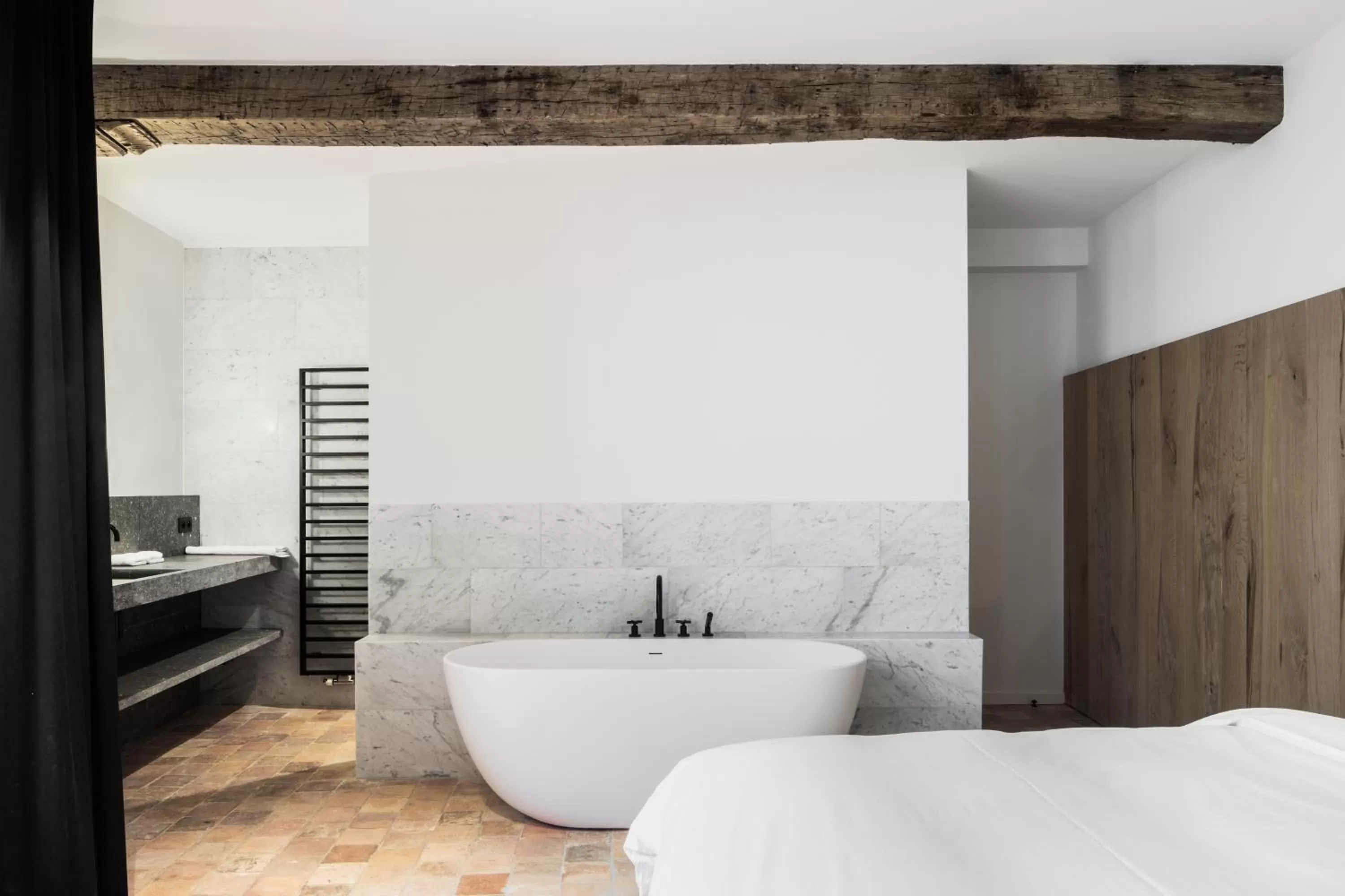 Bath, Bed in Hotel Riga