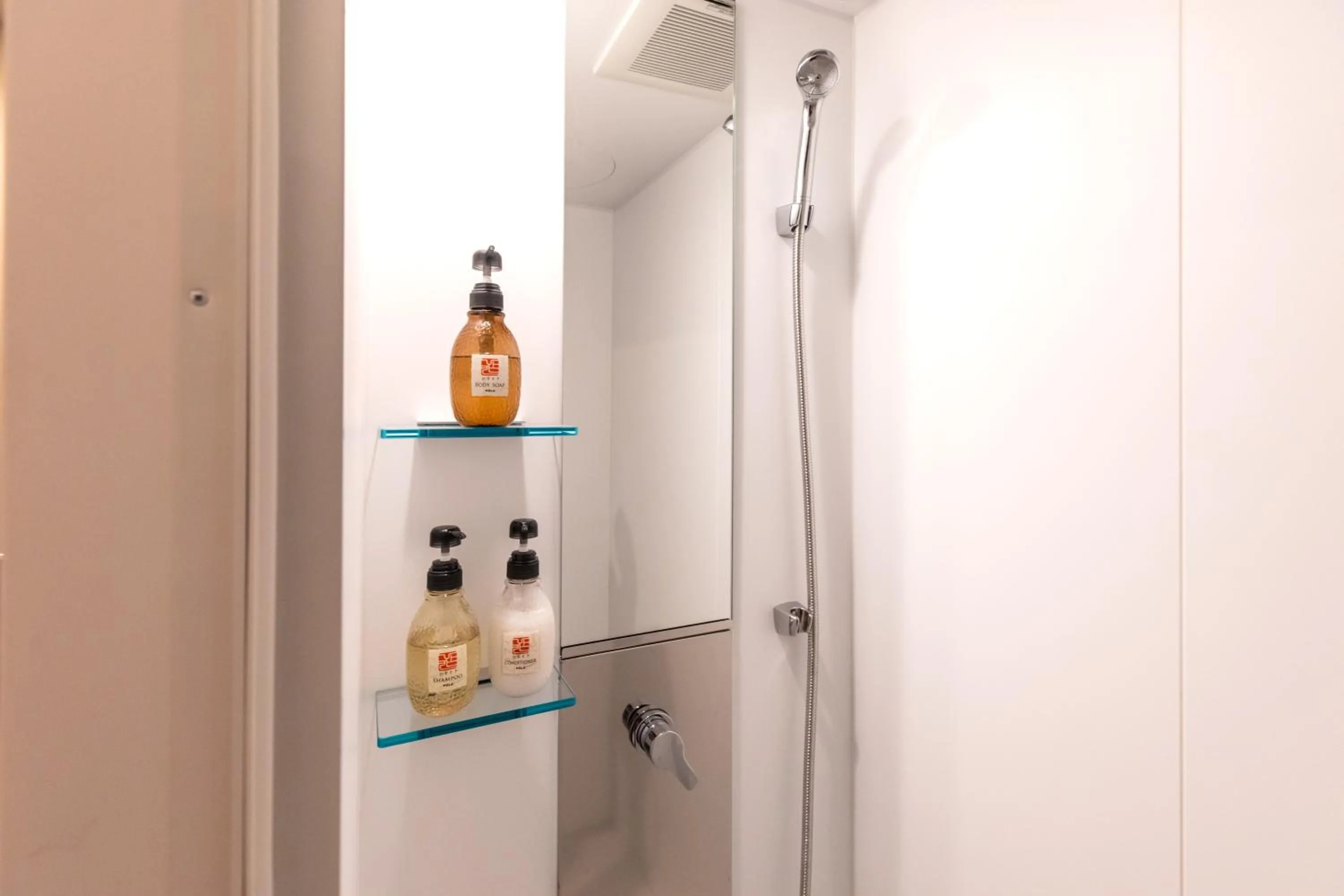 Bathroom in LAPIN MIHAMA Residence Hotel