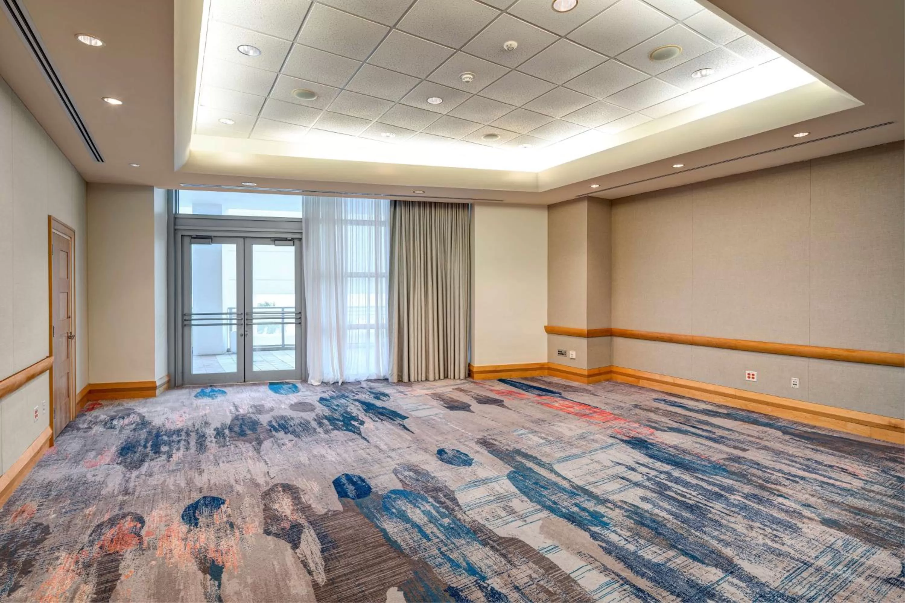 Meeting/conference room, Bed in The Diplomat Beach Resort Hollywood, Curio Collection by Hilton