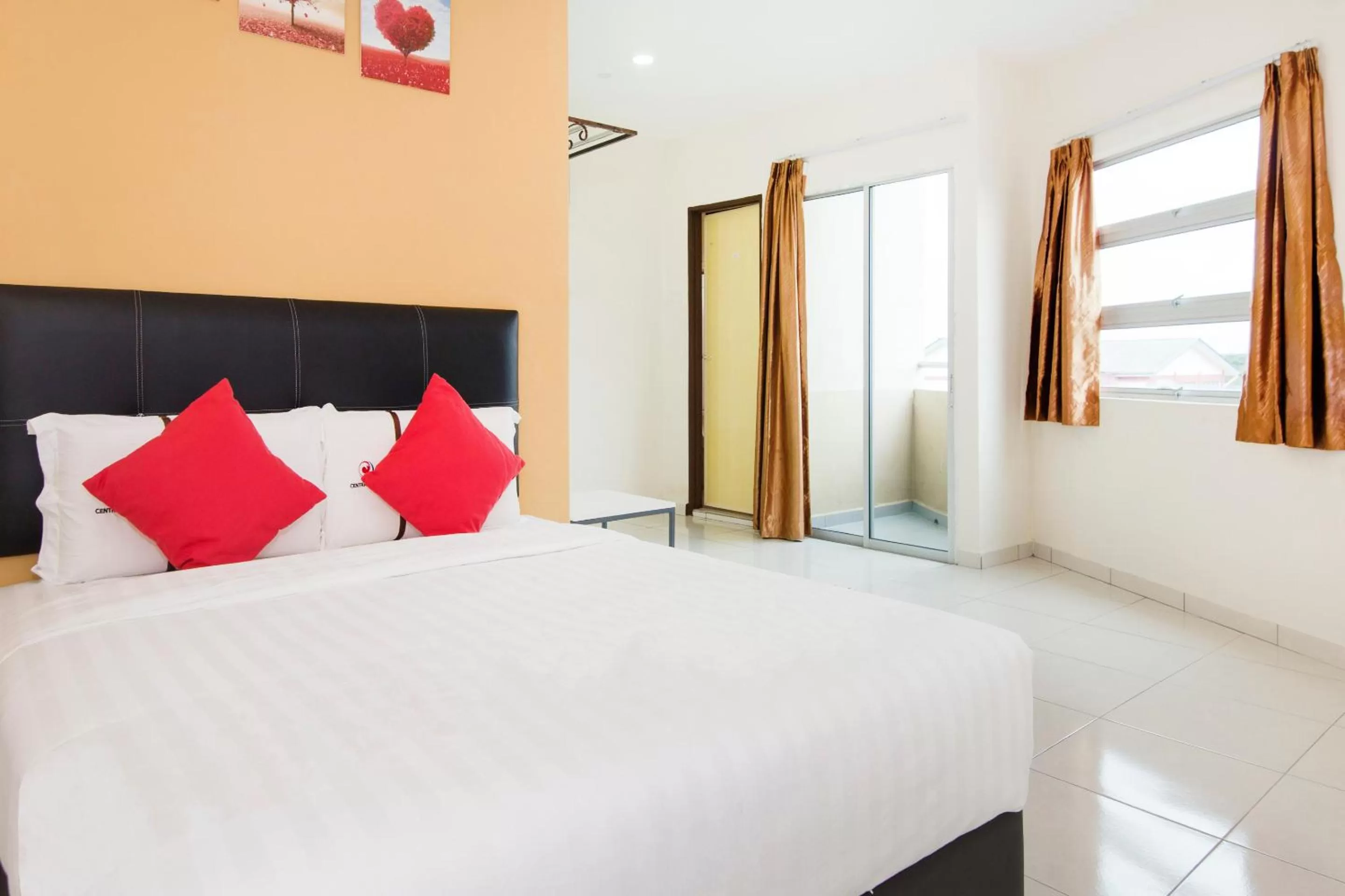 Bed in Central Hotel