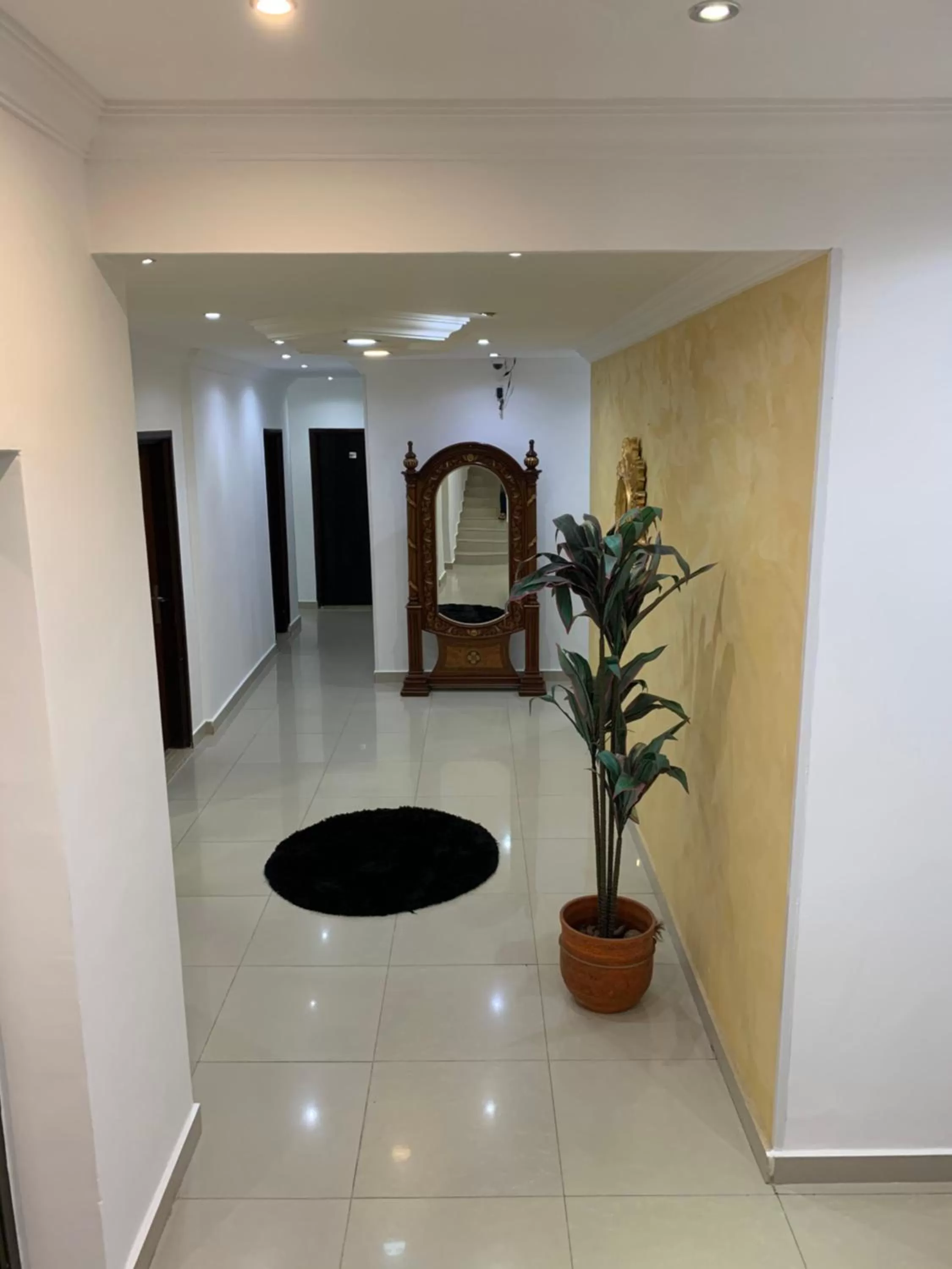 Lobby or reception, Bathroom in class hotel