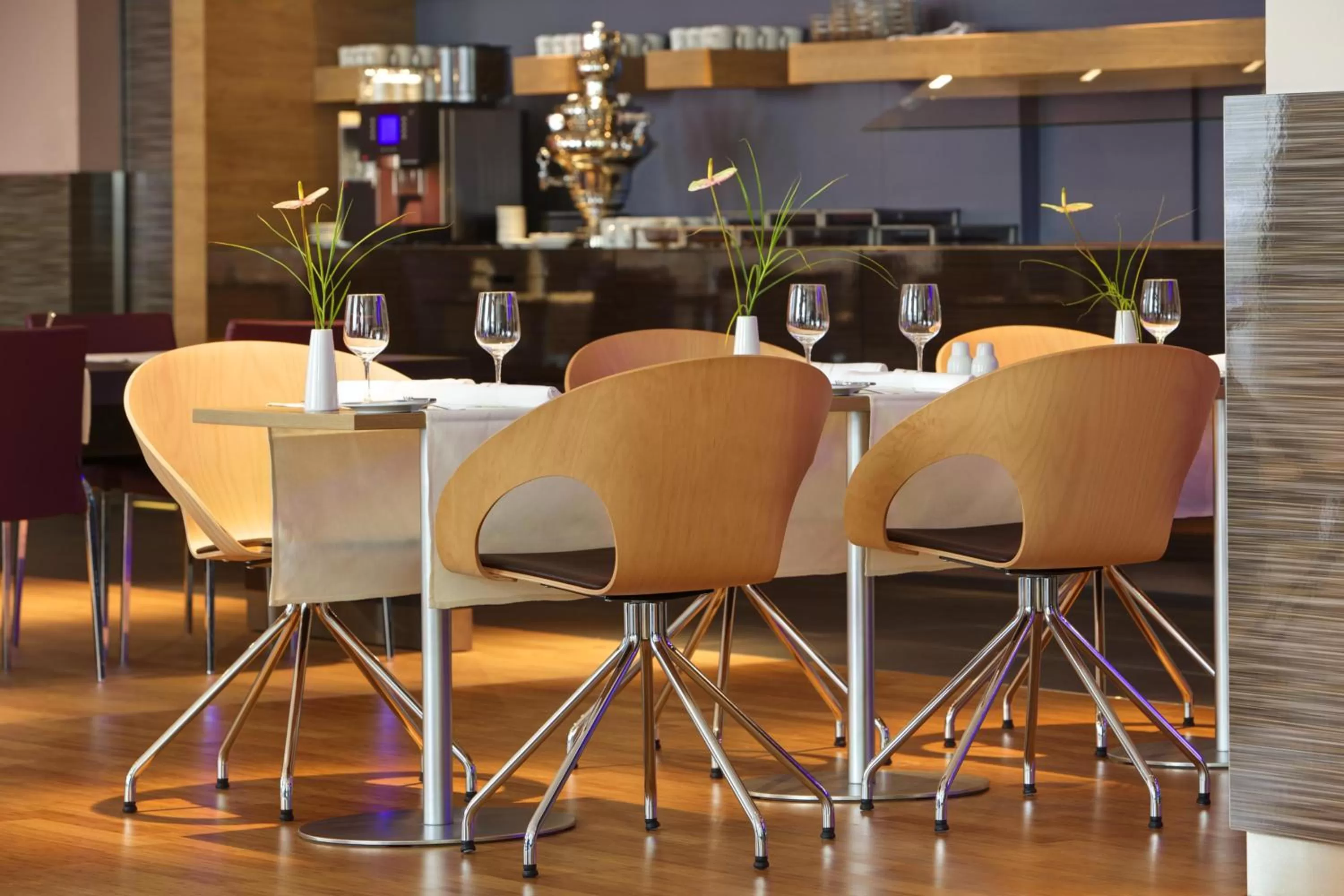 Restaurant/places to eat in IntercityHotel Bonn