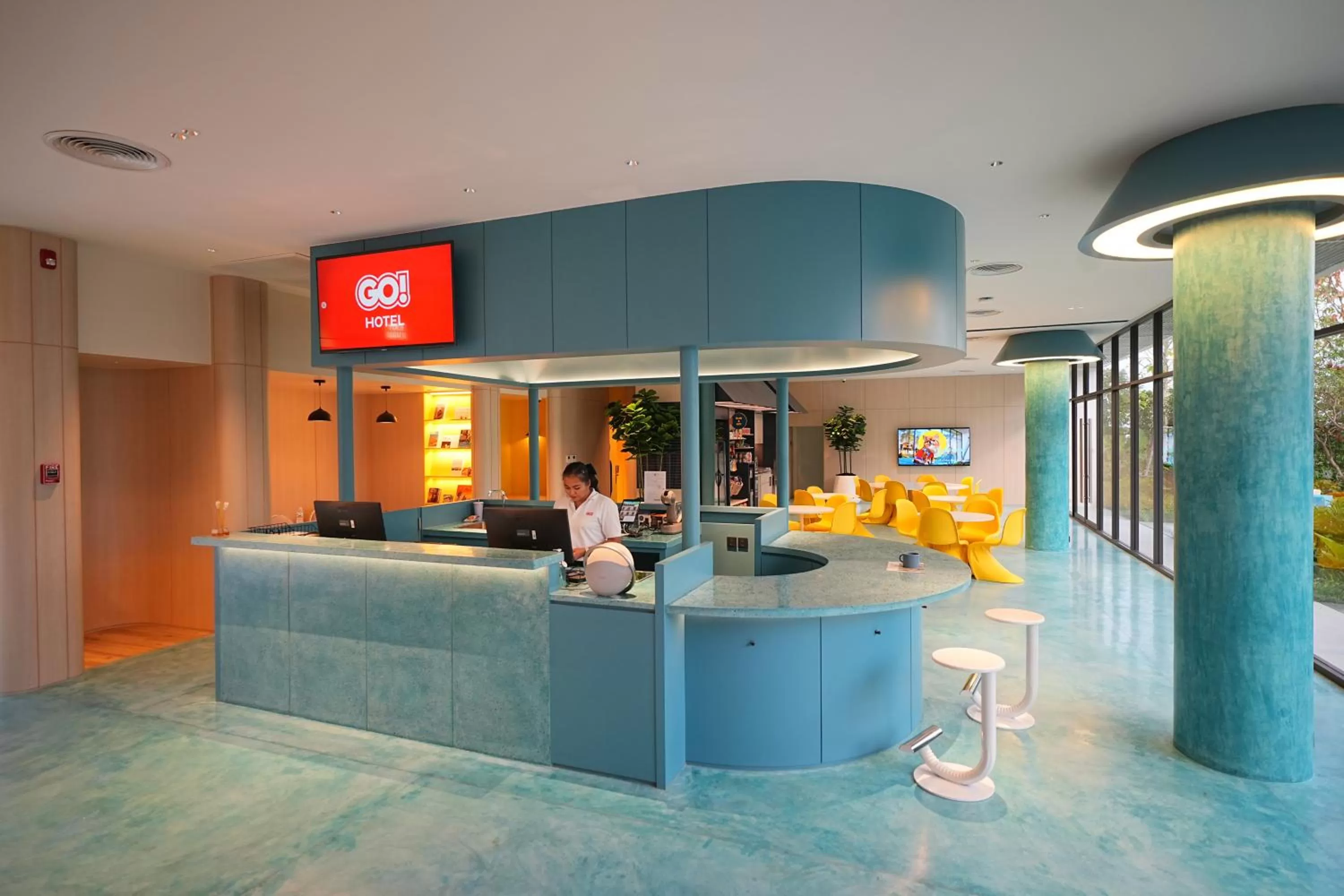 Lobby or reception in GO Hotel Bowin at Robinson Lifestyle Bowin