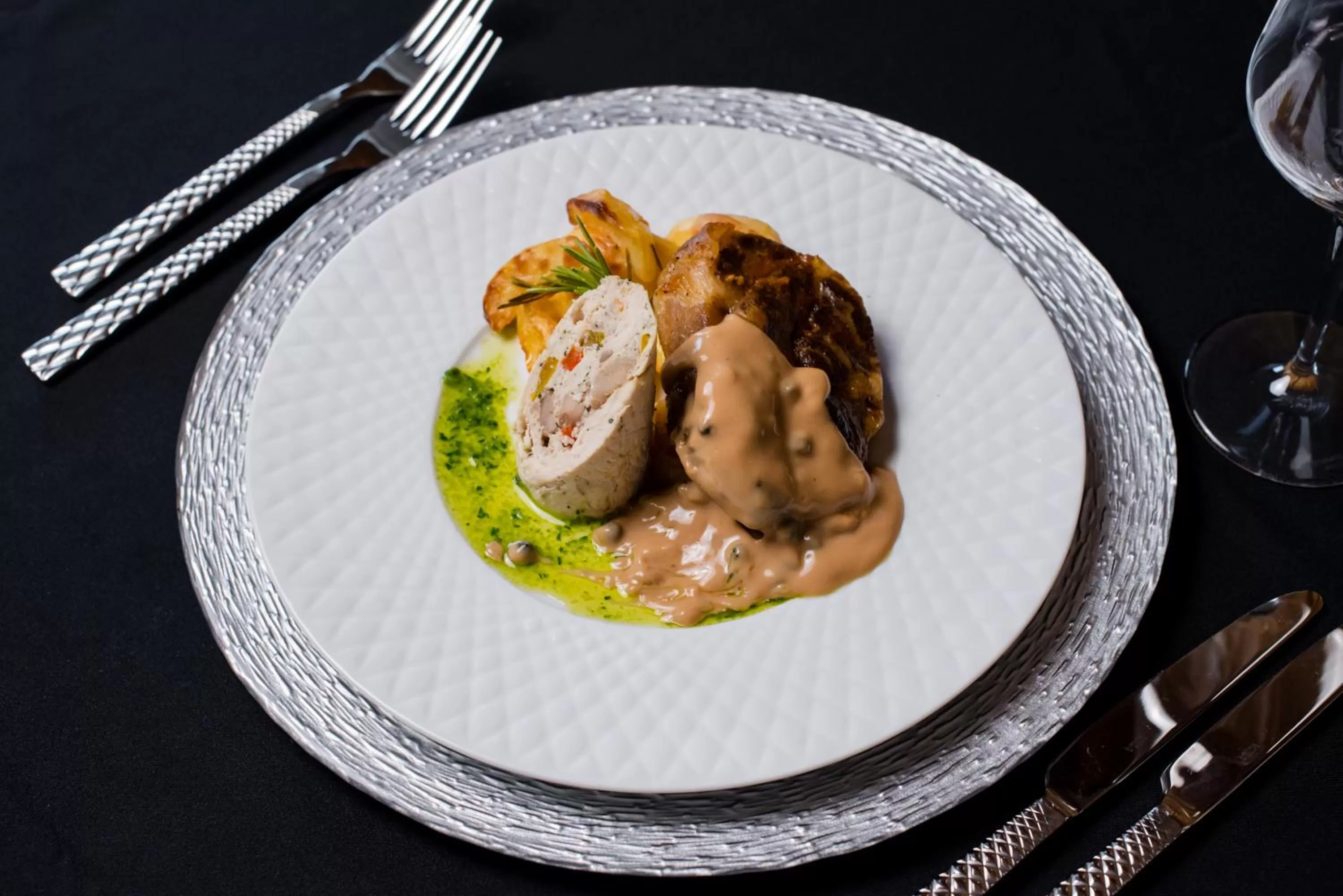 Restaurant/places to eat in Hotel Oxford By TimHotels