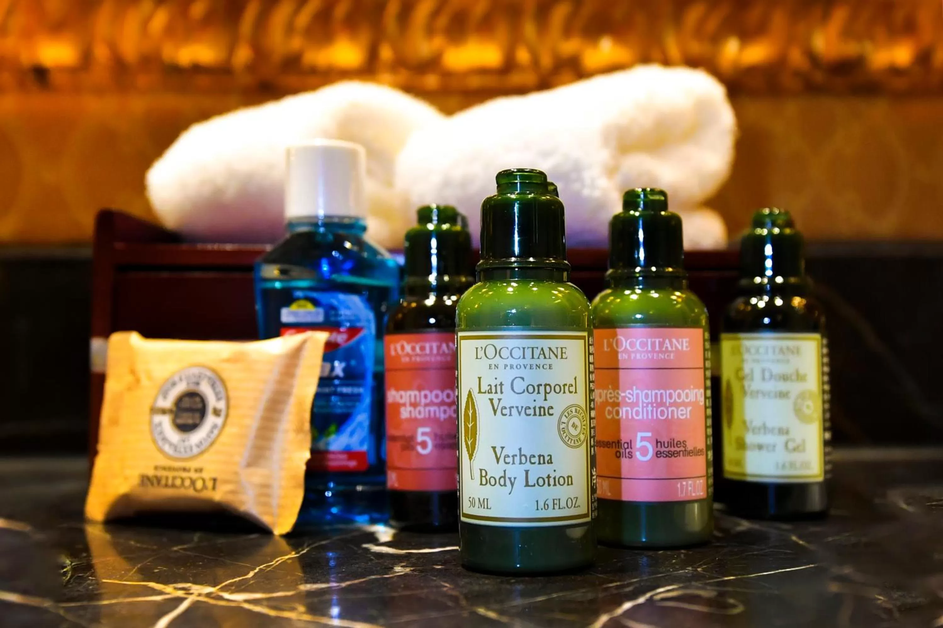 Bathroom in Grand Central Hotel Shanghai - Nanjing Road