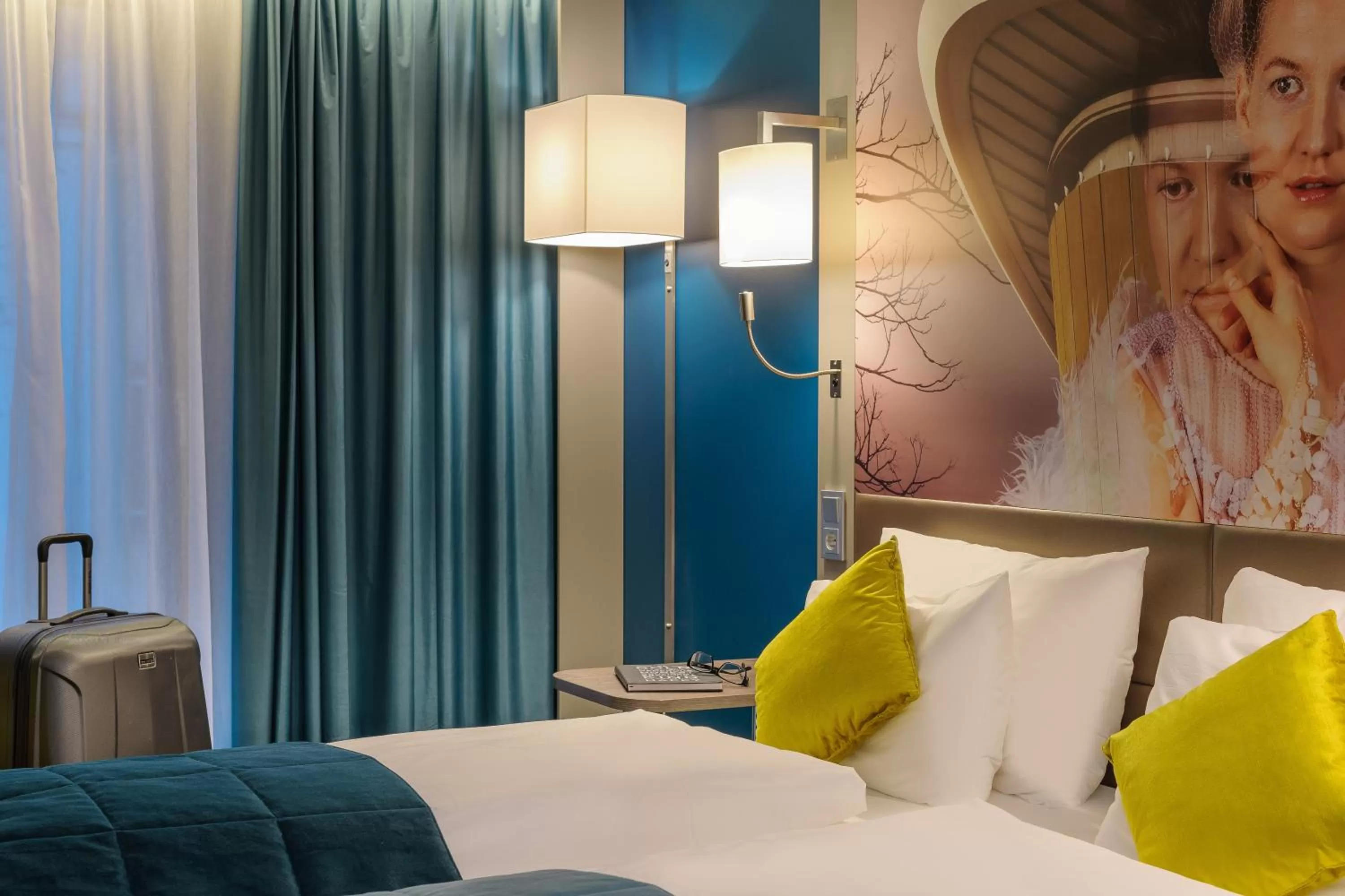 Photo of the whole room, Bed in MERCURE Hotel Berlin Wittenbergplatz