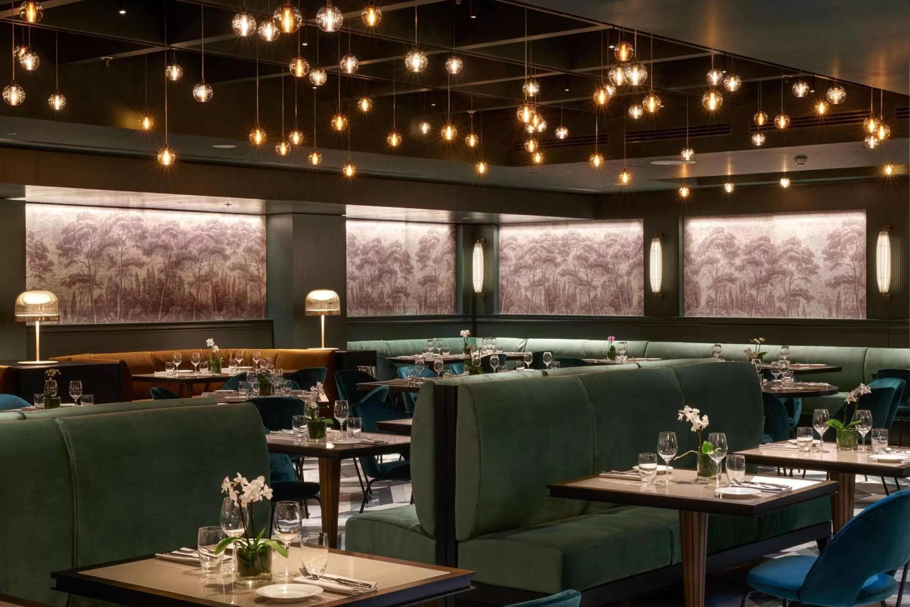 Restaurant/places to eat in Hilton Rome Eur La Lama