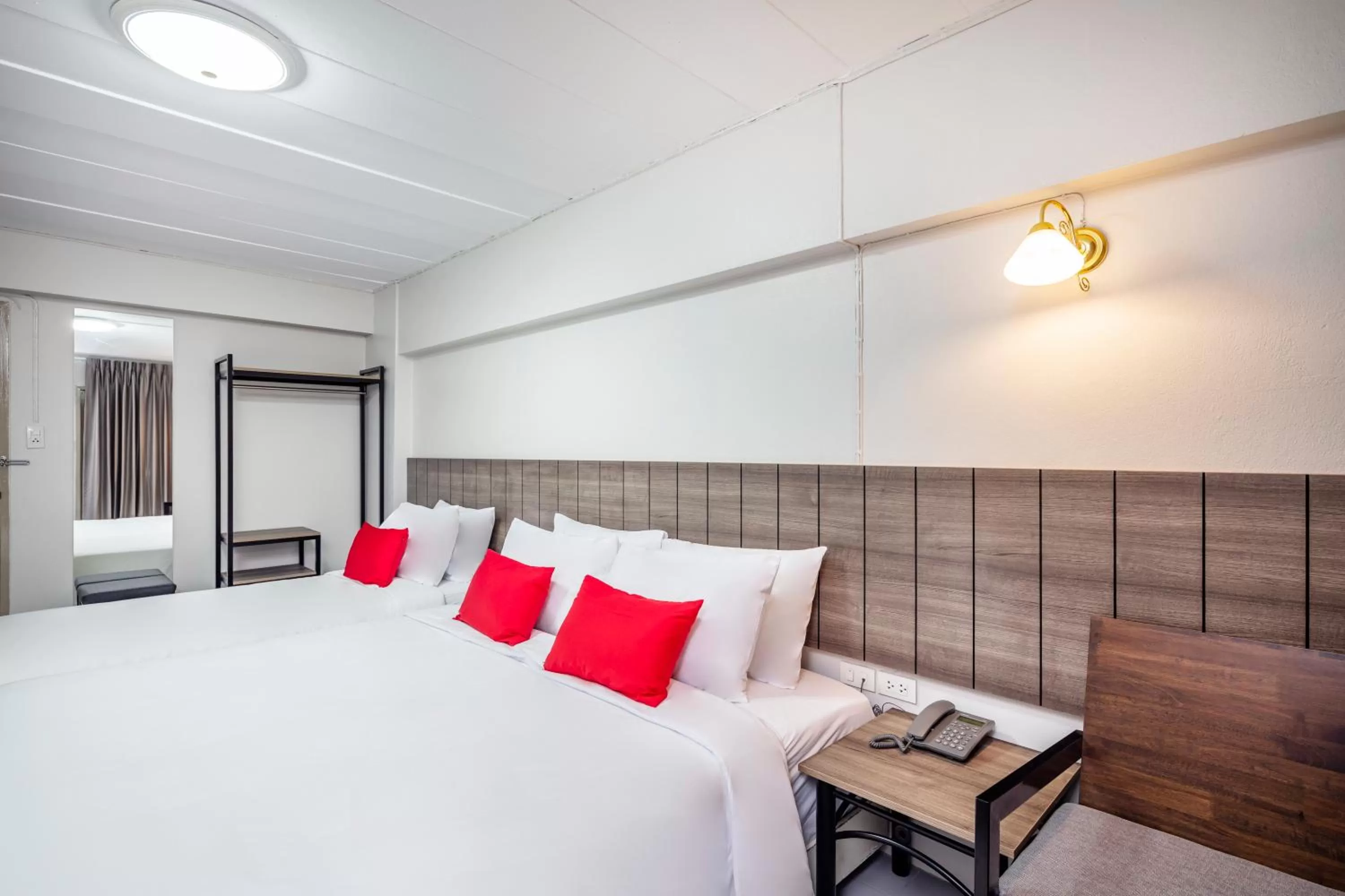 Bed in Livotel Express Hotel Ramkhamhaeng 50 Bangkok - No Parking