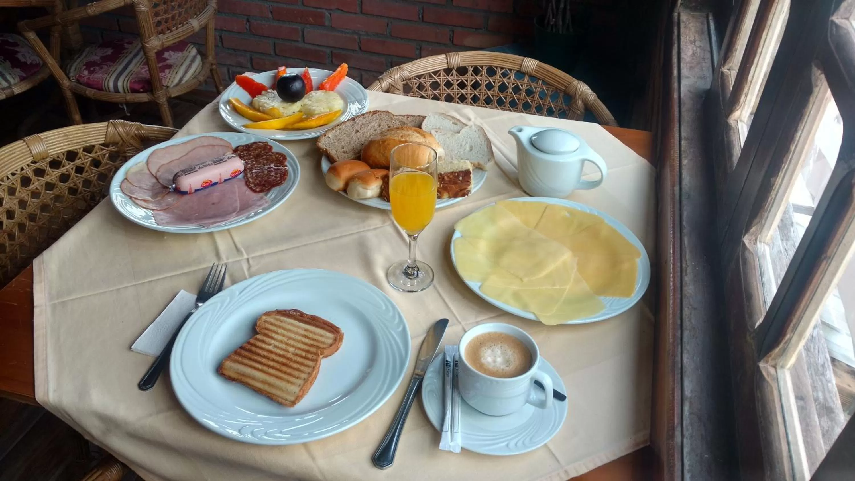 Breakfast in SPACE 4 U - HOTEL BOUTIQUE TEMÁTICO - Aeroporto