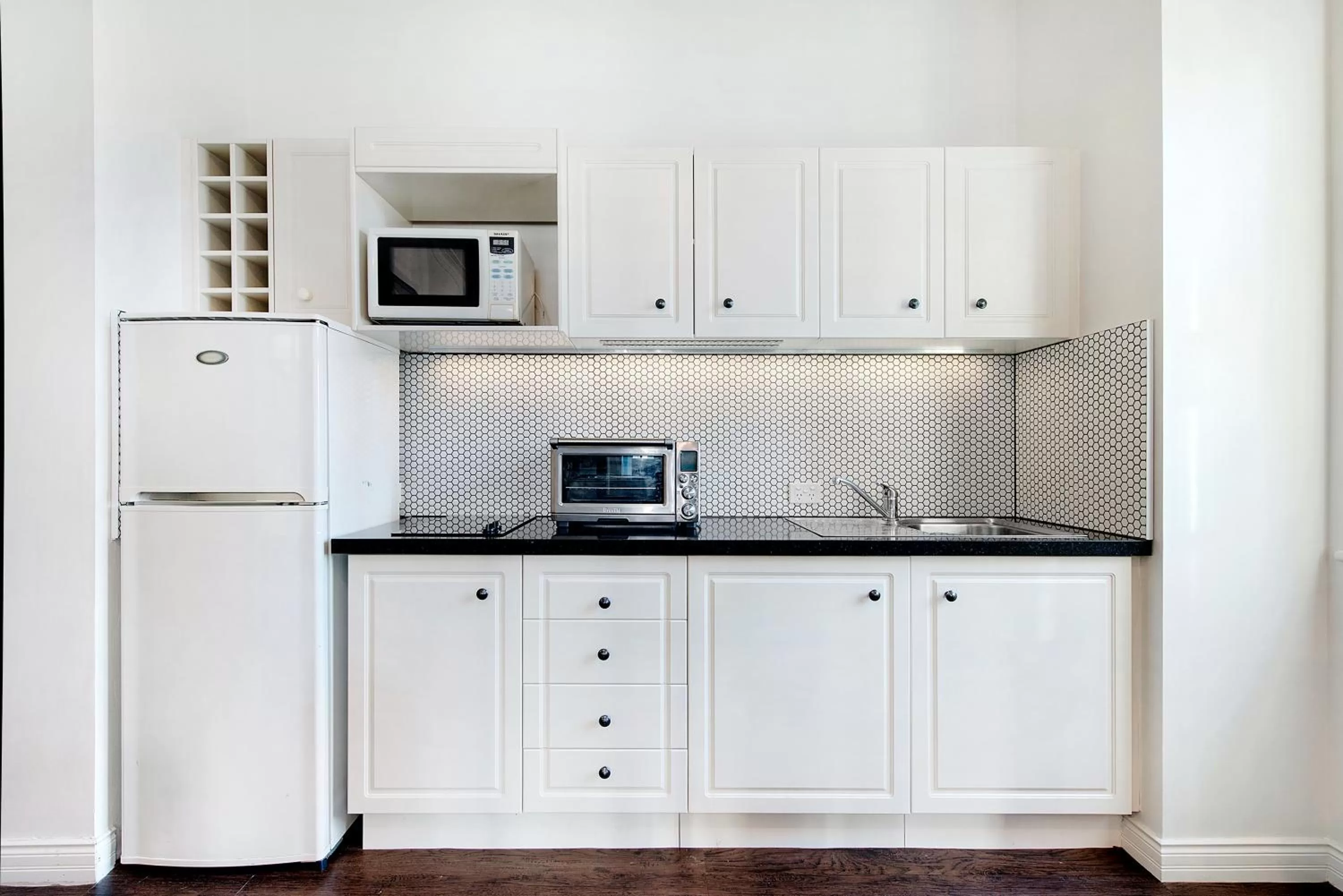 Kitchen or kitchenette in Rothbury Hotel
