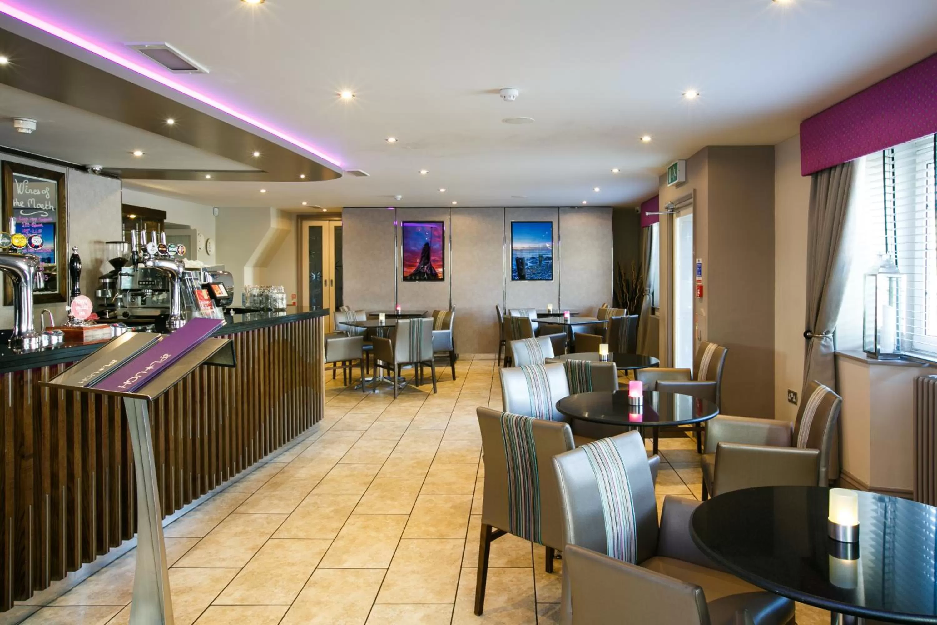 Restaurant/places to eat in The Plough Inn