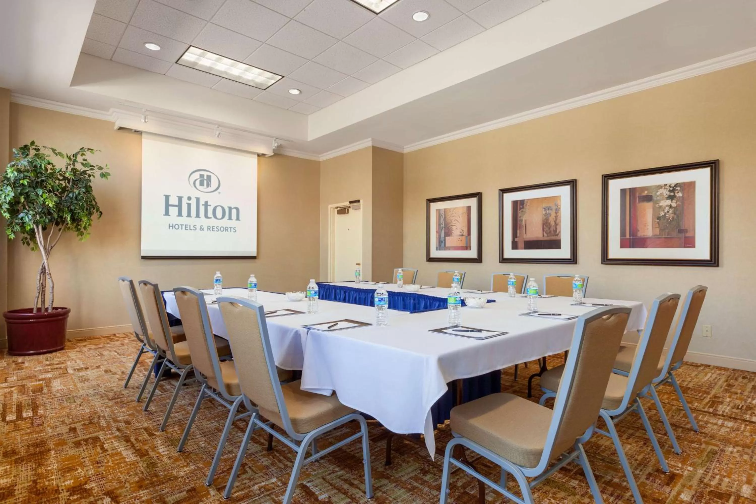Meeting/conference room in Hilton Fort Wayne at the Grand Wayne Convention Center