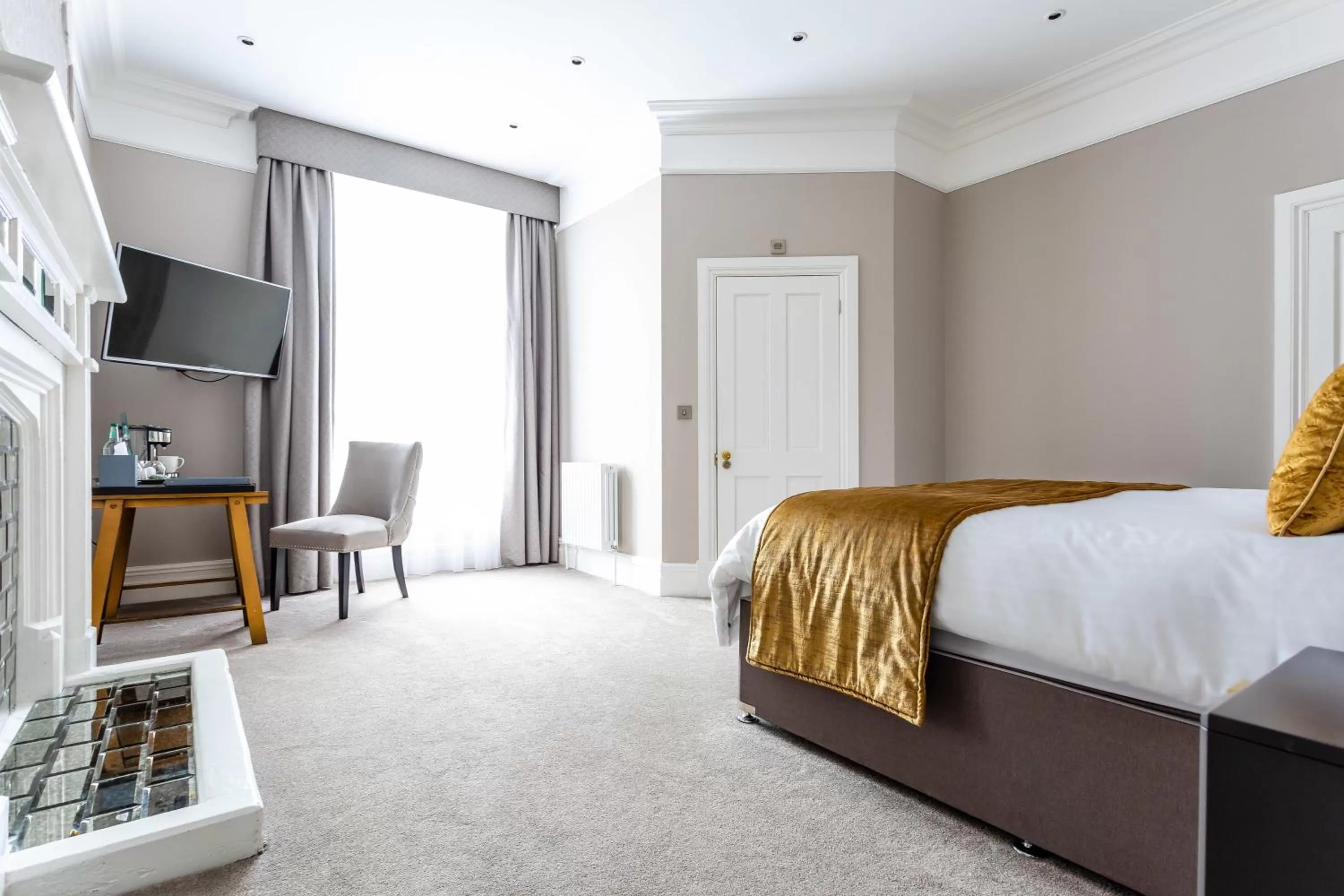 Bedroom, Bed in Lanelay Hall Hotel & Spa