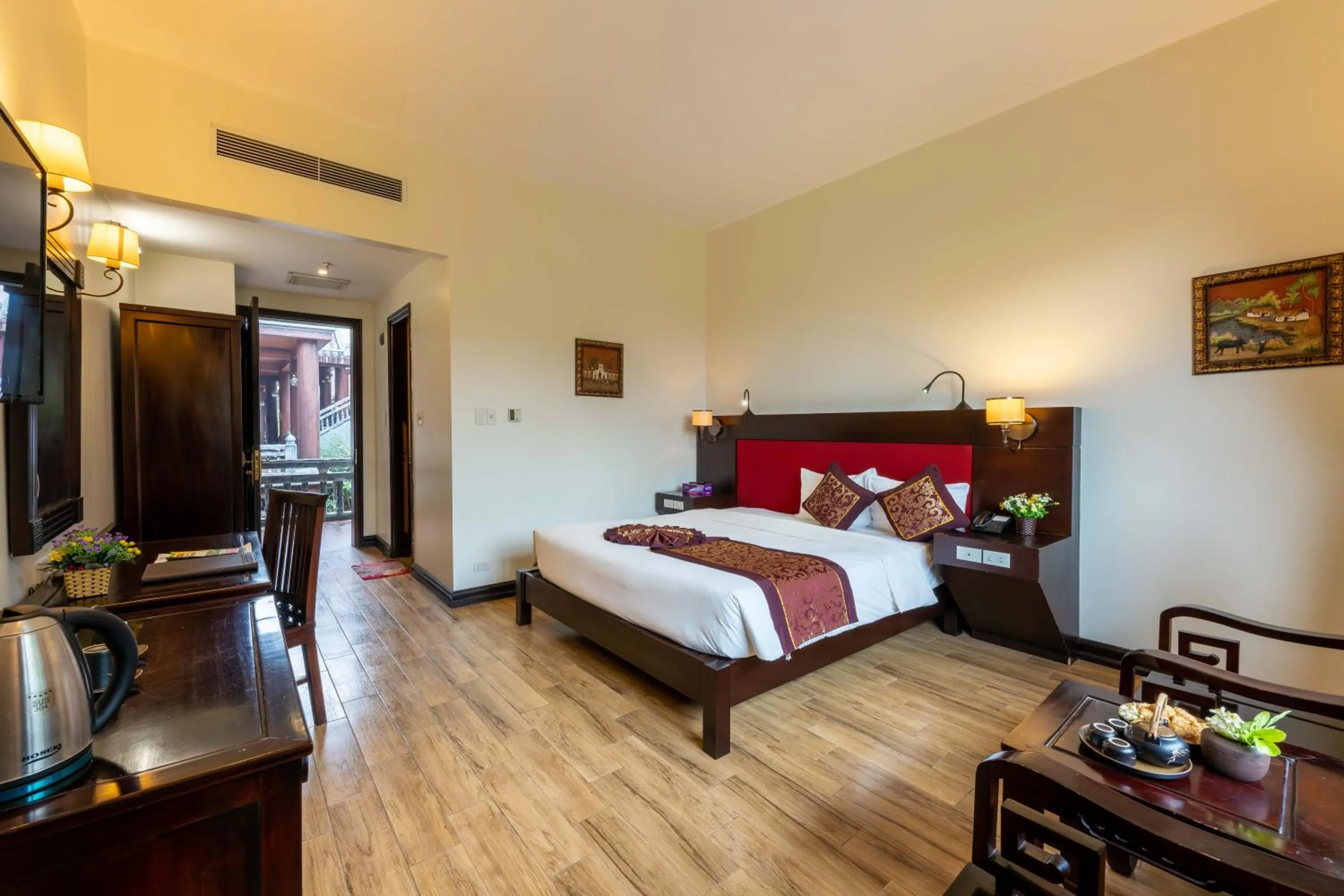 Photo of the whole room, Bed in Khách xá Bái Đính