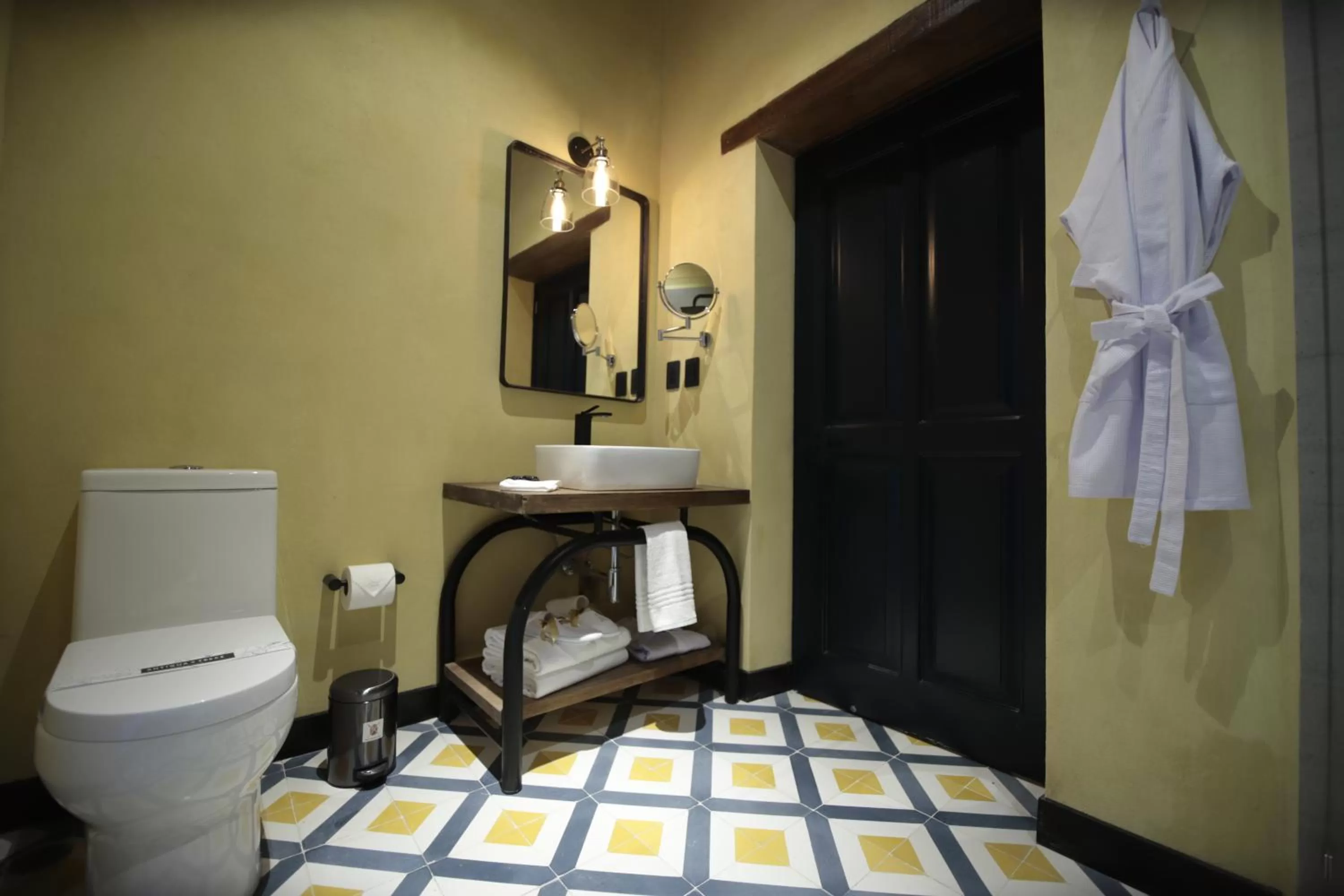 Antigua Trece Hotel Fusión & SPA