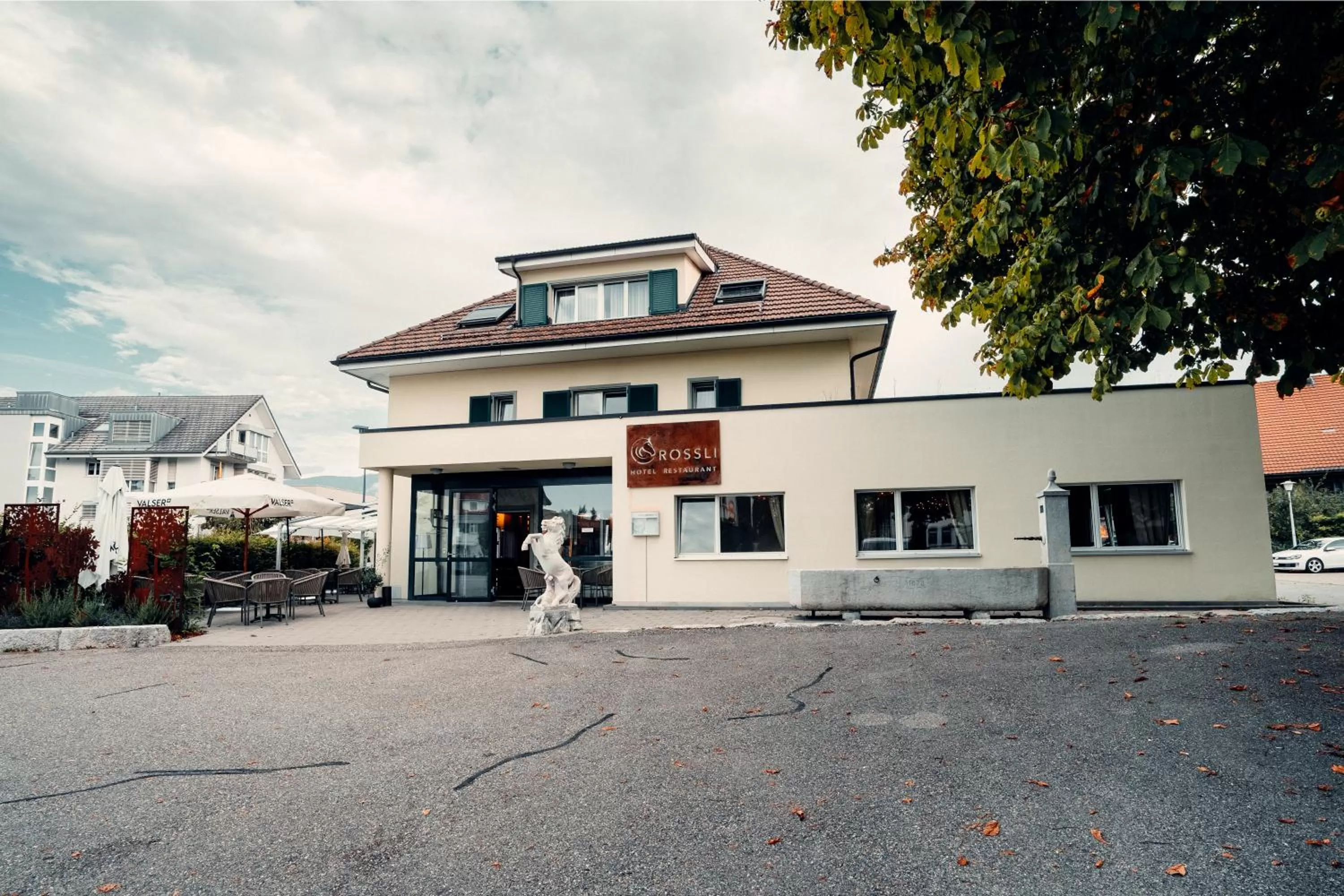 Property building in Hotel Rössli Luterbach