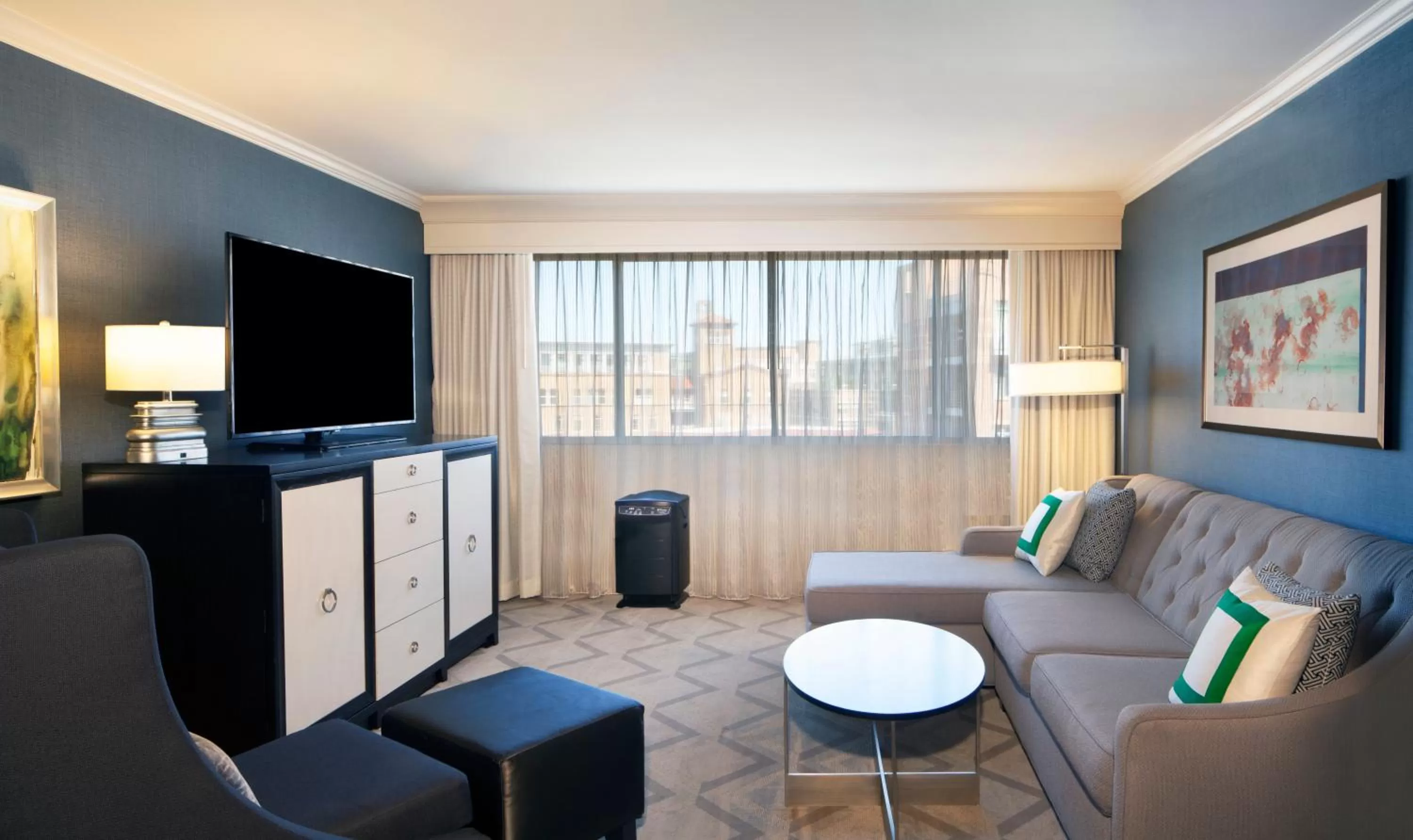 Living room in Melrose Georgetown Hotel