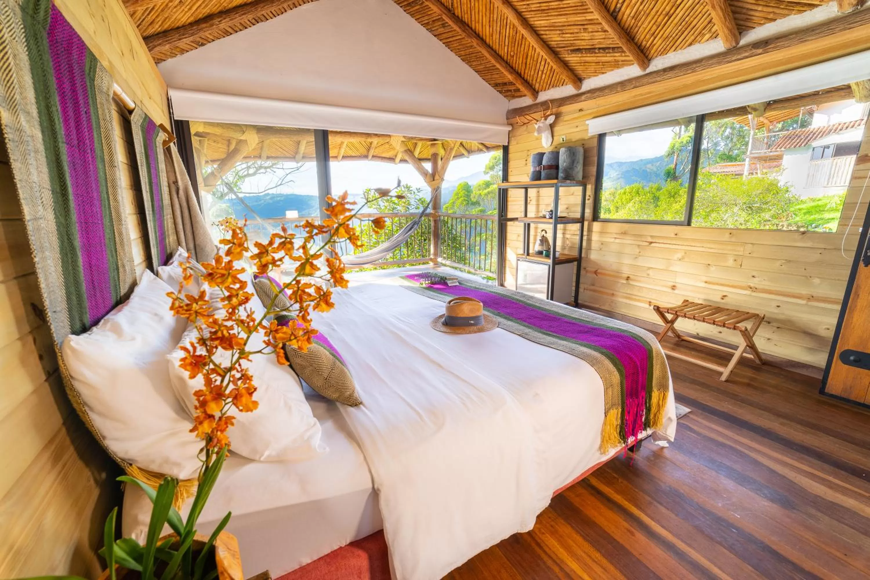 Bed in Hotel Kawa Mountain Retreat