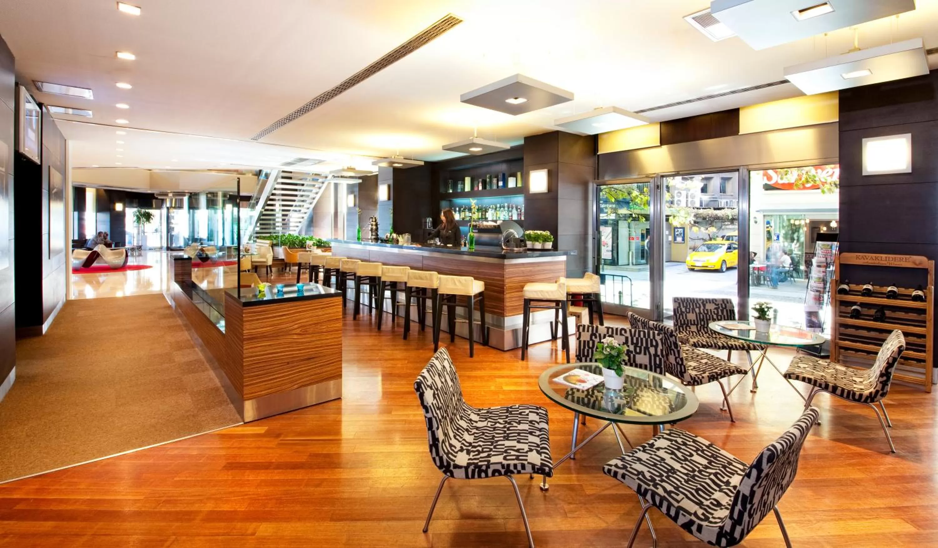 Lounge or bar in Point Hotel Taksim