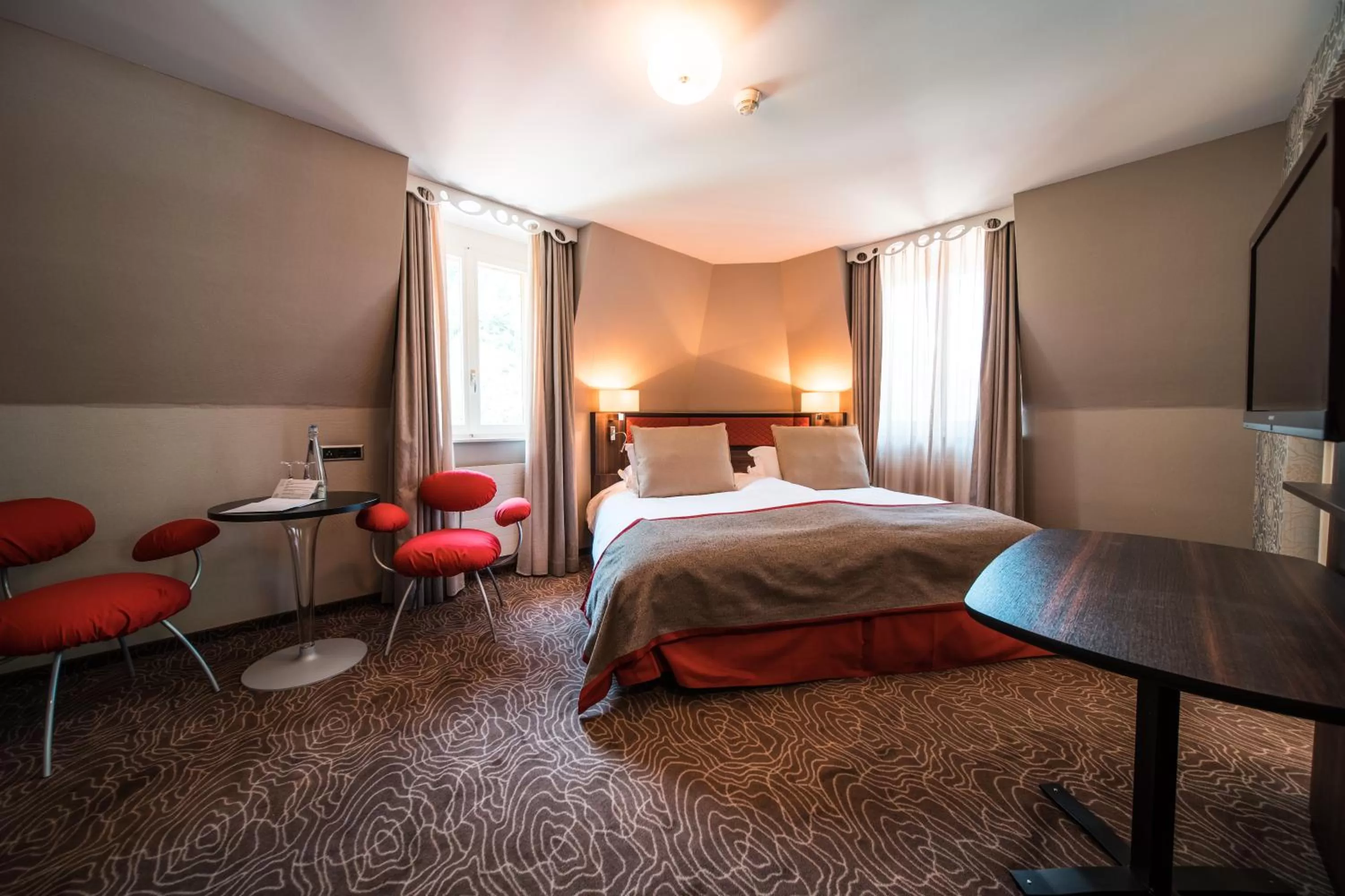 Bedroom, Bed in Royal St. Georges Hotel Interlaken - MGallery Collection