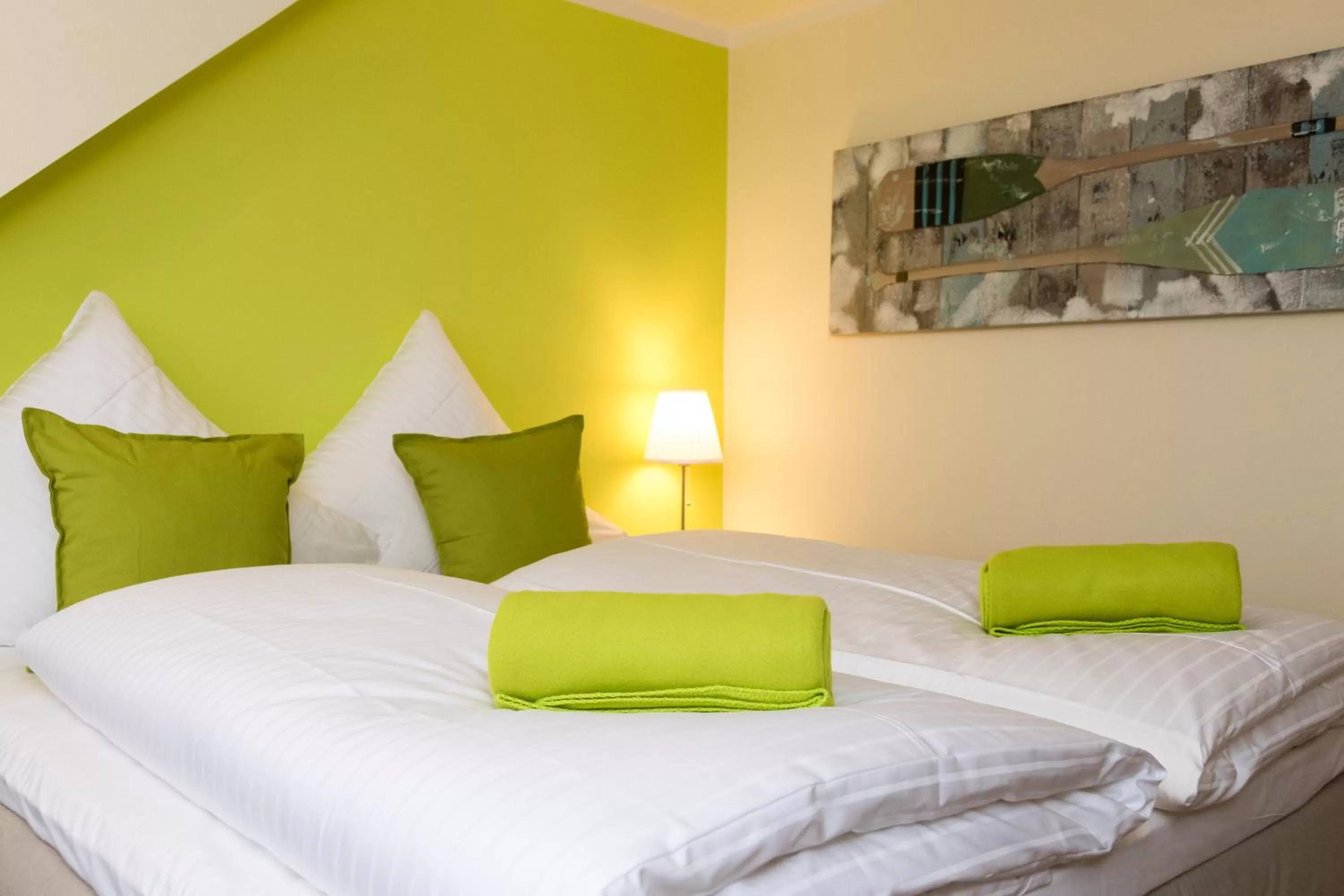 Decorative detail, Bed in Das Frühstückshotel Büsum